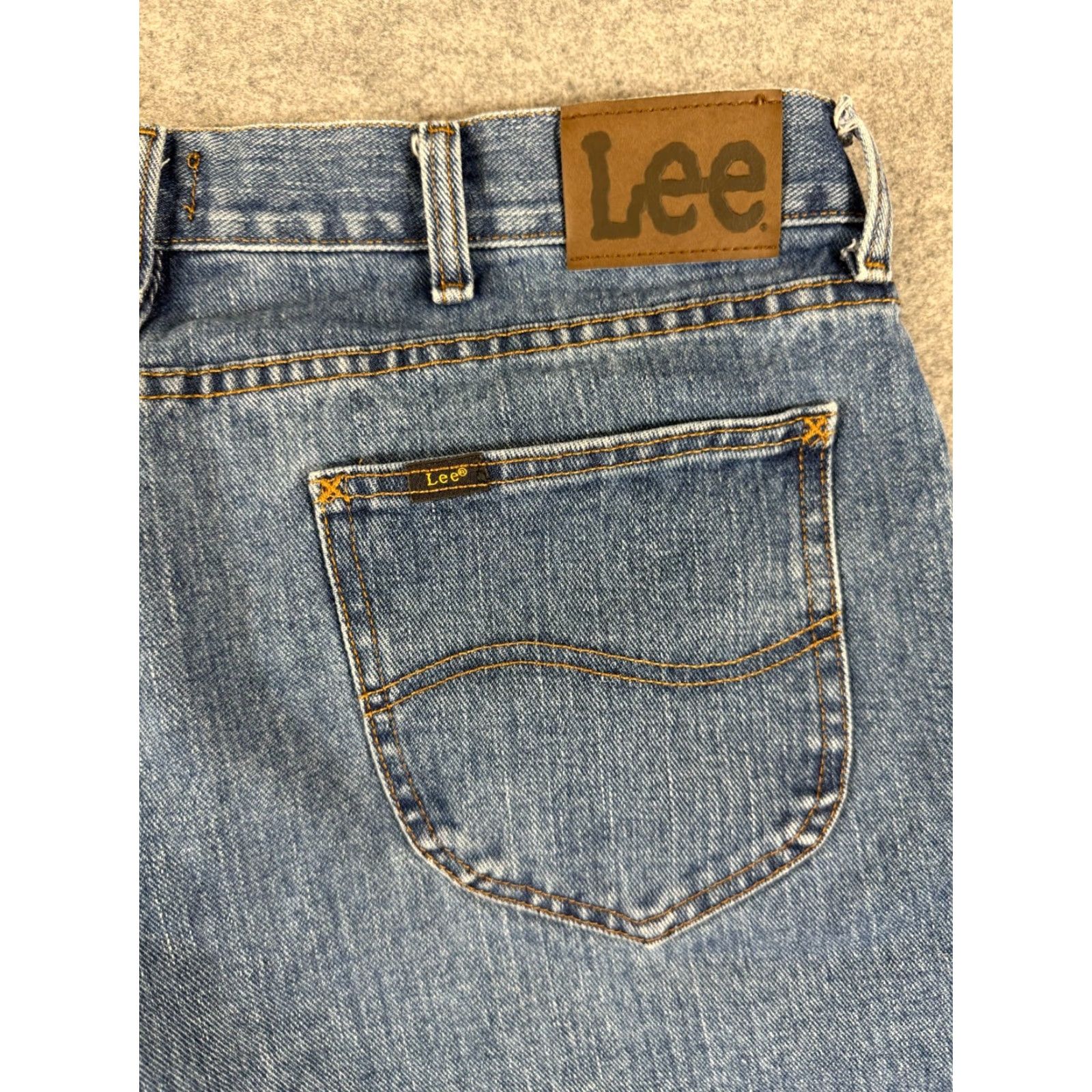 Lee Lee Jeans Mens 38x30 Blue Denim 5-Pocket Regular Fit Straight Leg Jeans Mens Regular Blue Denim Lee 5-Pocket Logo Breathe Comfort Pockets Vintage No Size US 38 / EU 54 - 5 Thumbnail