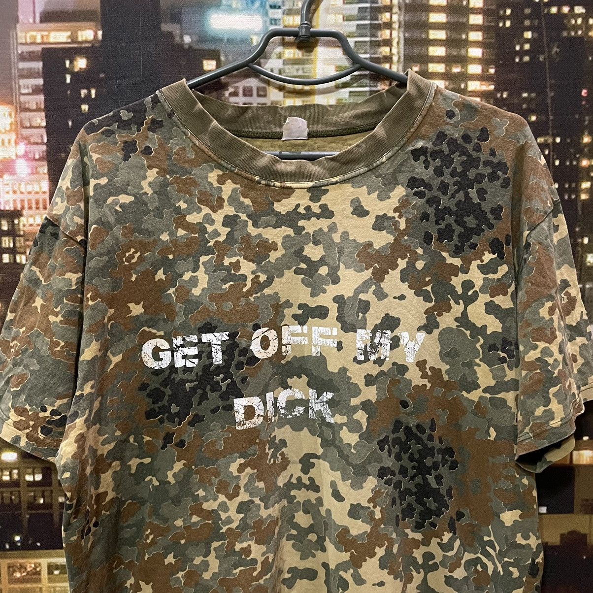 Band Tees VINTAGE 90S CAMOUFLAGE TEE GET OFF MY DICK PENIS FUNNY PORNO Size US XL / EU 56 / 4 - 3 Thumbnail