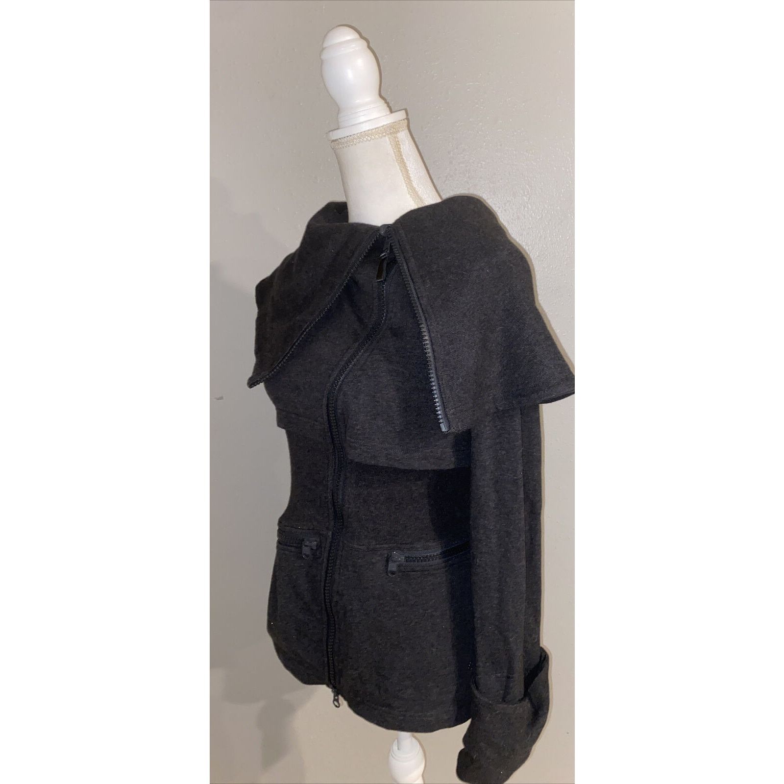 Lululemon Lululemon Over the Top Jacket coat In Heathered Coal, Size 6 Size M / US 6-8 / IT 42-44 - 2 Thumbnail
