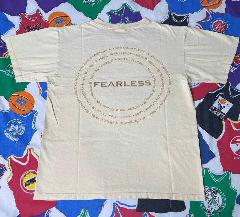 Vintage Vintage Style Taylor Swift Fearless Album Tour T-Shirt Tee Size M / US 6-8 / IT 42-44 - 2 Thumbnail