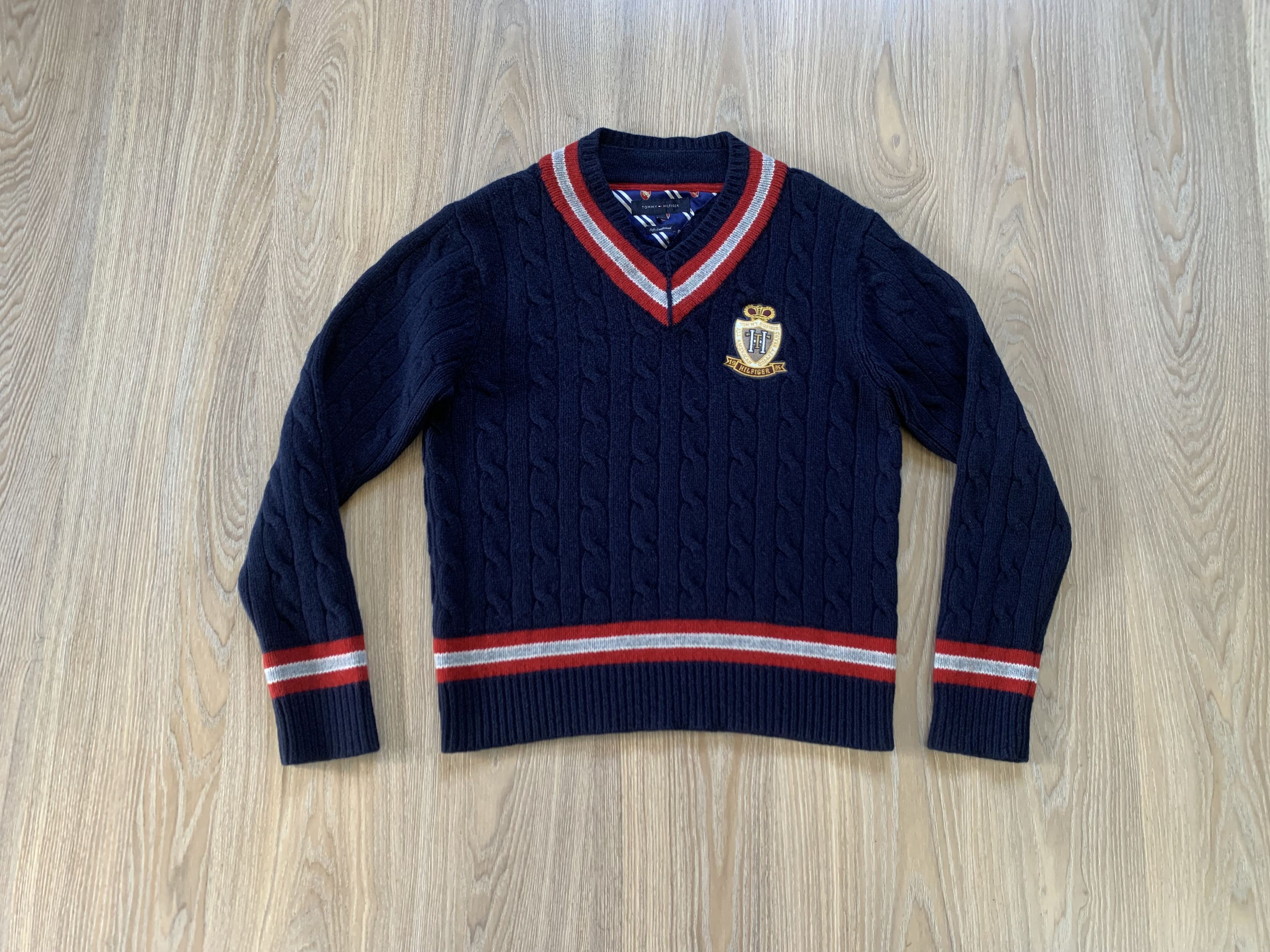 Tommy Hilfiger Mens Tommy Hilfiger Cable Knit V Neck Lambswool Jumper Size US XL / EU 56 / 4 - 2 Thumbnail
