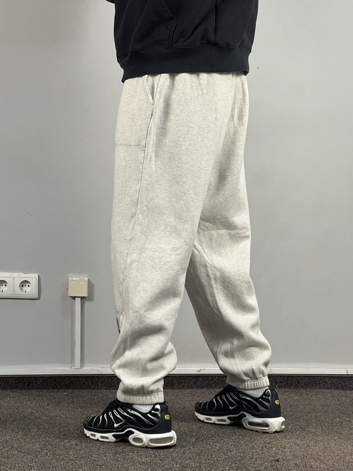 Adidas × Equipment × Vintage Adidas equipment sweatpants joggers vintage Size US 32 / EU 48 - 8 Thumbnail