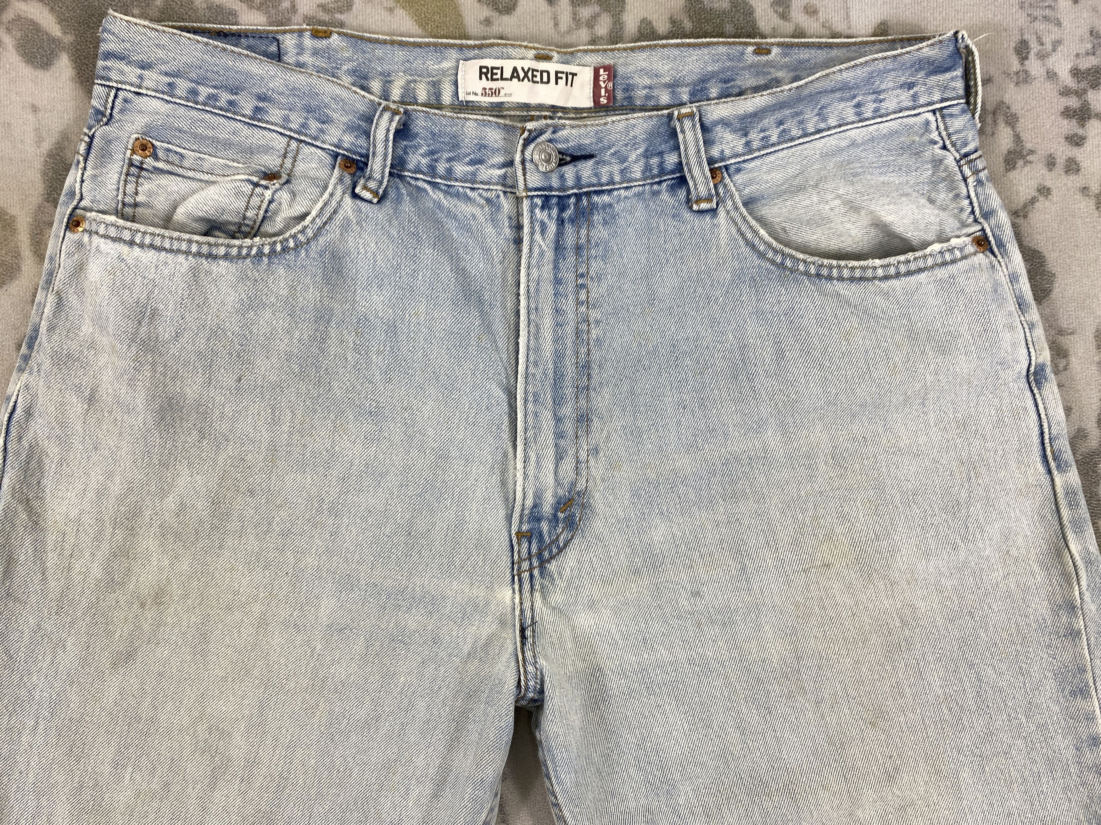 Levi's Light Blue Wash Levi's 550 Jeans 38x33 Denim -SJ101 Size US 38 / EU 54 - 3 Thumbnail