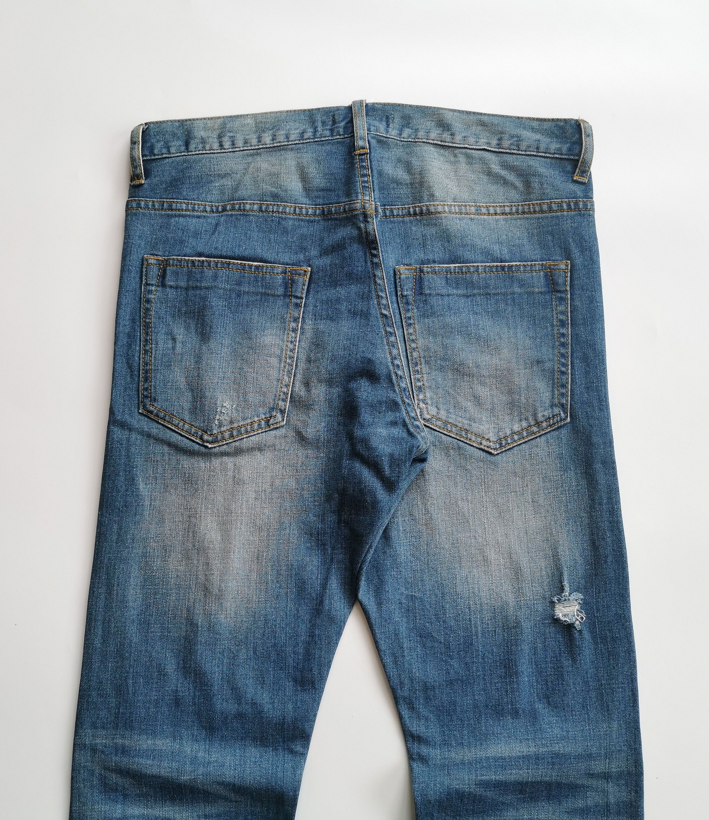 Tornado Mart CavariA Distressed Jeans 💕 Faded Wash Size US 31 - 8 Thumbnail
