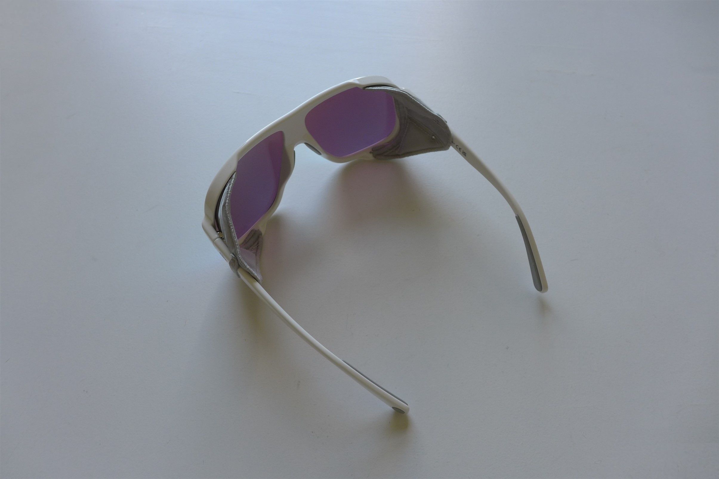 Moncler Moncler Diffractor Sunglasses - White / Smoke Mirror Size ONE SIZE - 7 Thumbnail