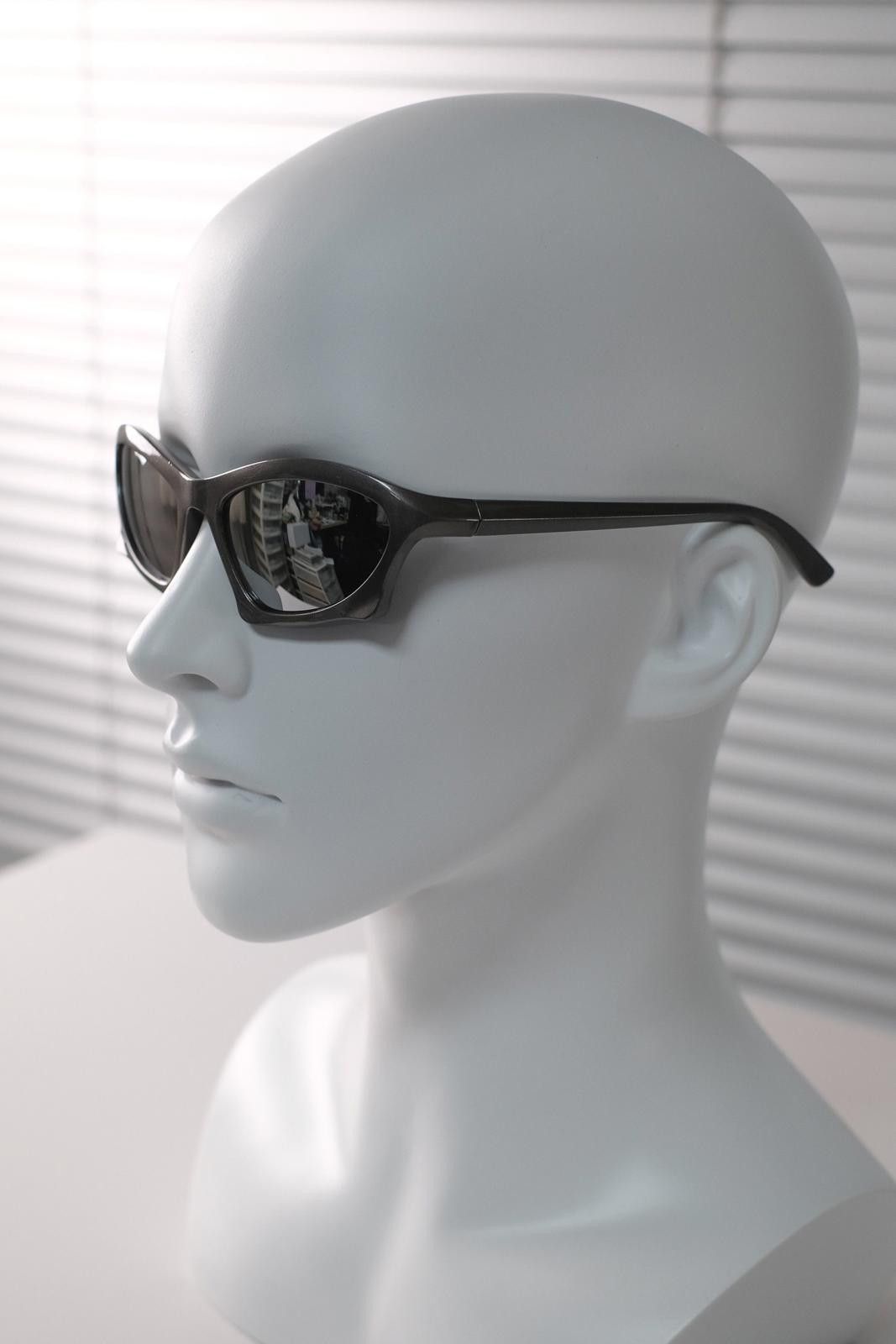 Other Y2k Avant Garde Futuristic Gunmetal Sunglasses Unisex OS Size ONE SIZE - 6 Thumbnail