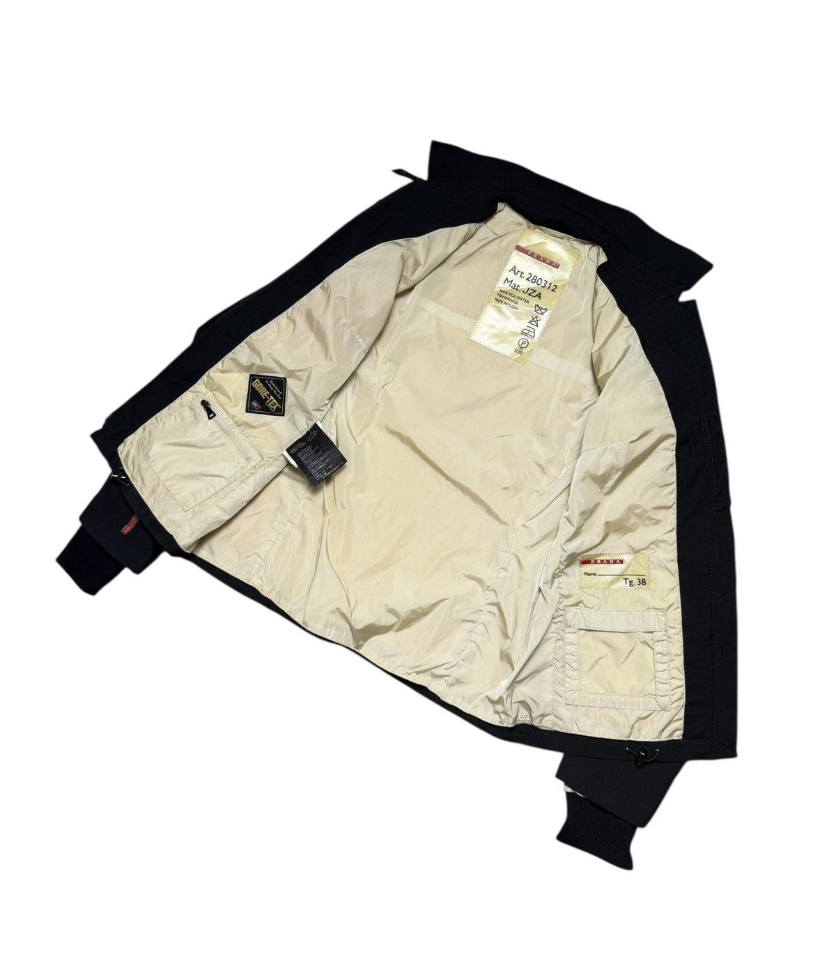 Prada PRADA Gore-Tex Jacket Art.280412 Size XS / US 0-2 / IT 36-38 - 12 Thumbnail