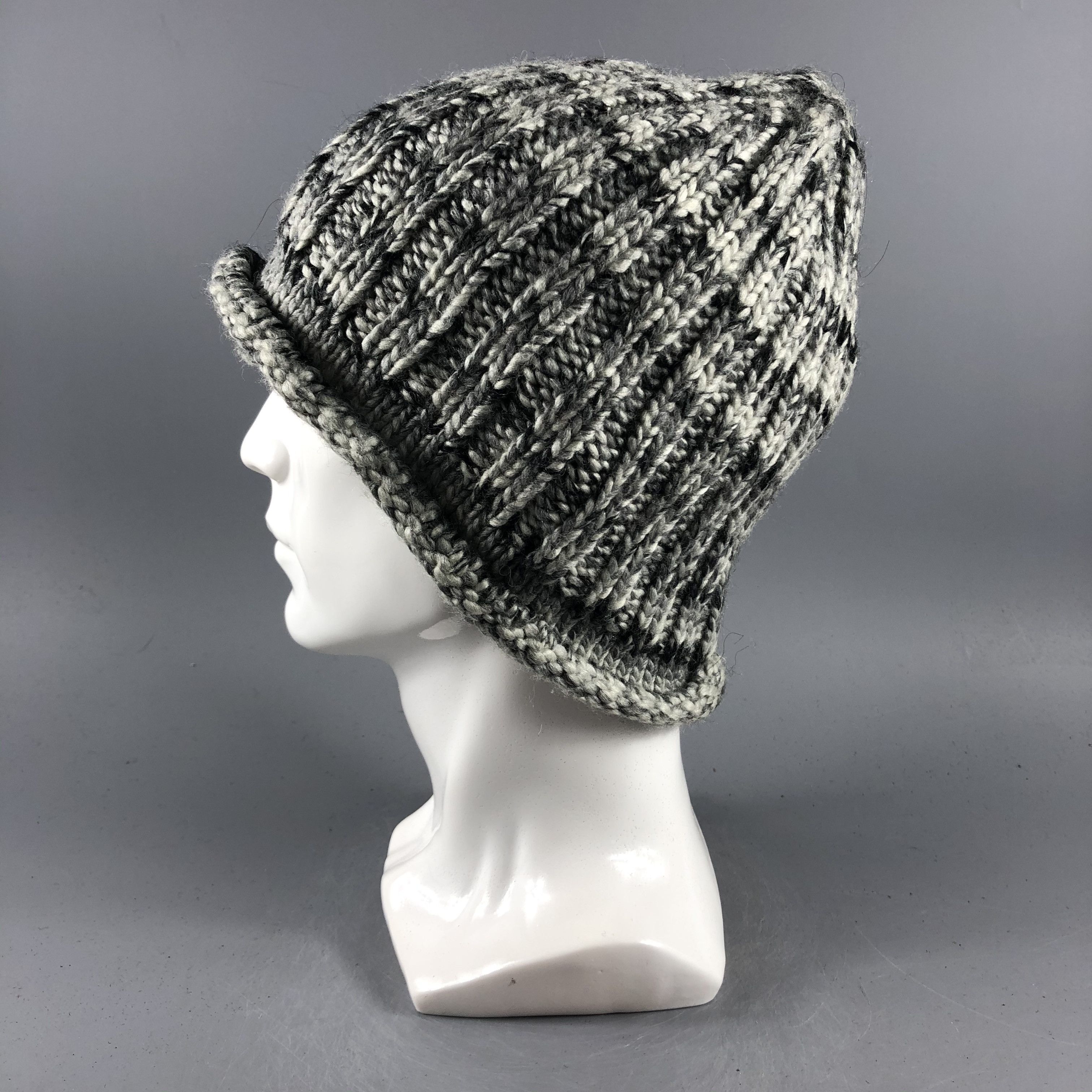 Columbia × Vintage Womens Columbia Sportwear Beanie Snow Hat Snow Cap -D029 Size ONE SIZE - 2 Thumbnail