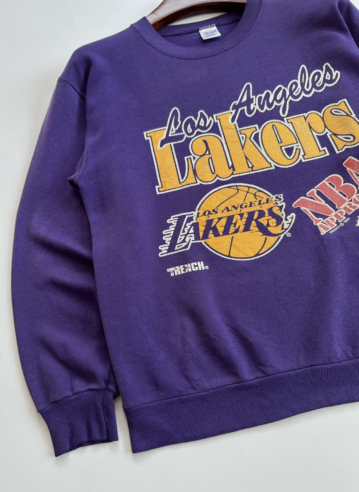NBA 1991 Vintage LA Lakers NBA Purple Sweatshirt Los Angeles Size US M / EU 48-50 / 2 - 4 Thumbnail