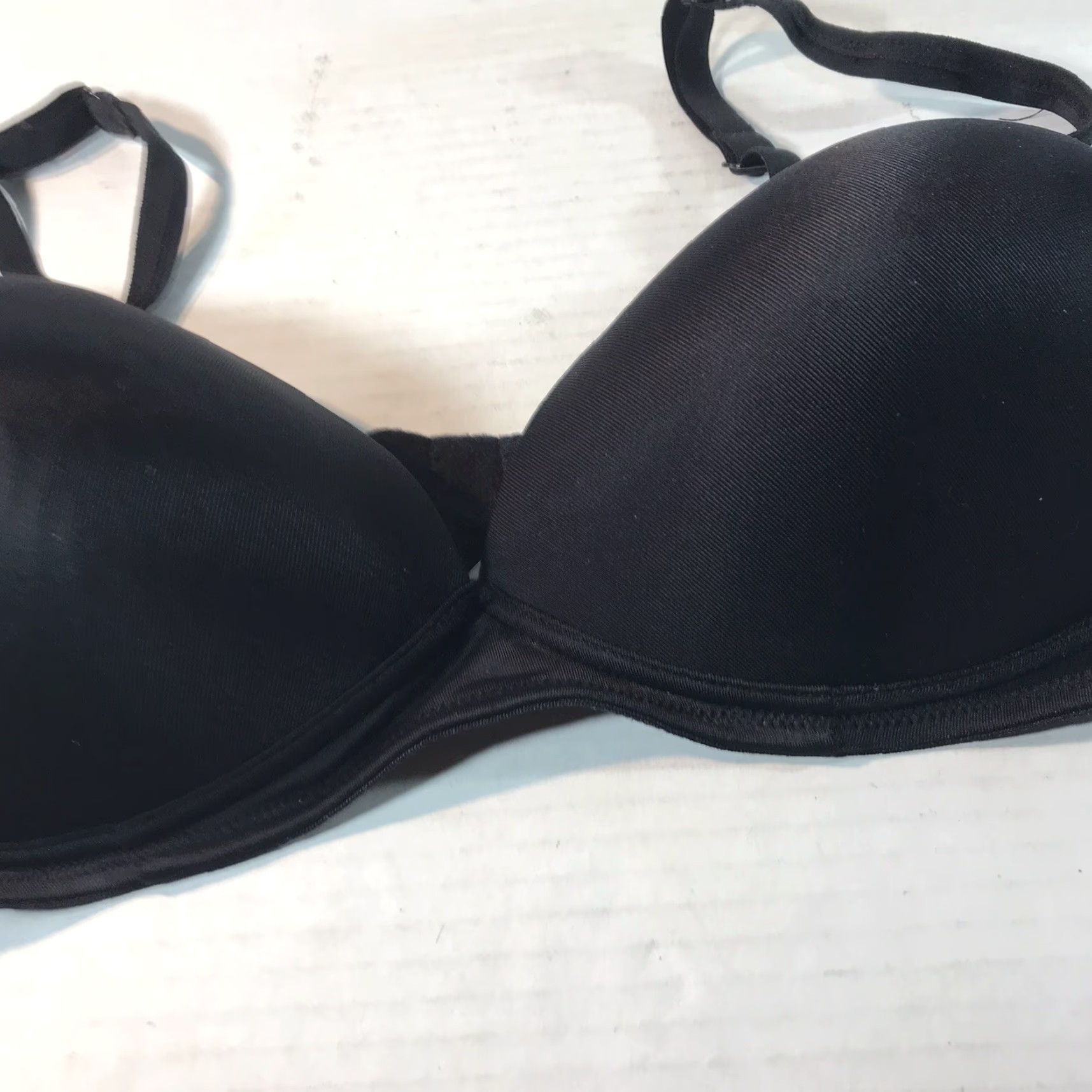 Vintage Warner's Women's Black Lightly Padded Wireless T-Shirt Bra Size 36B Size ONE SIZE - 2 Thumbnail