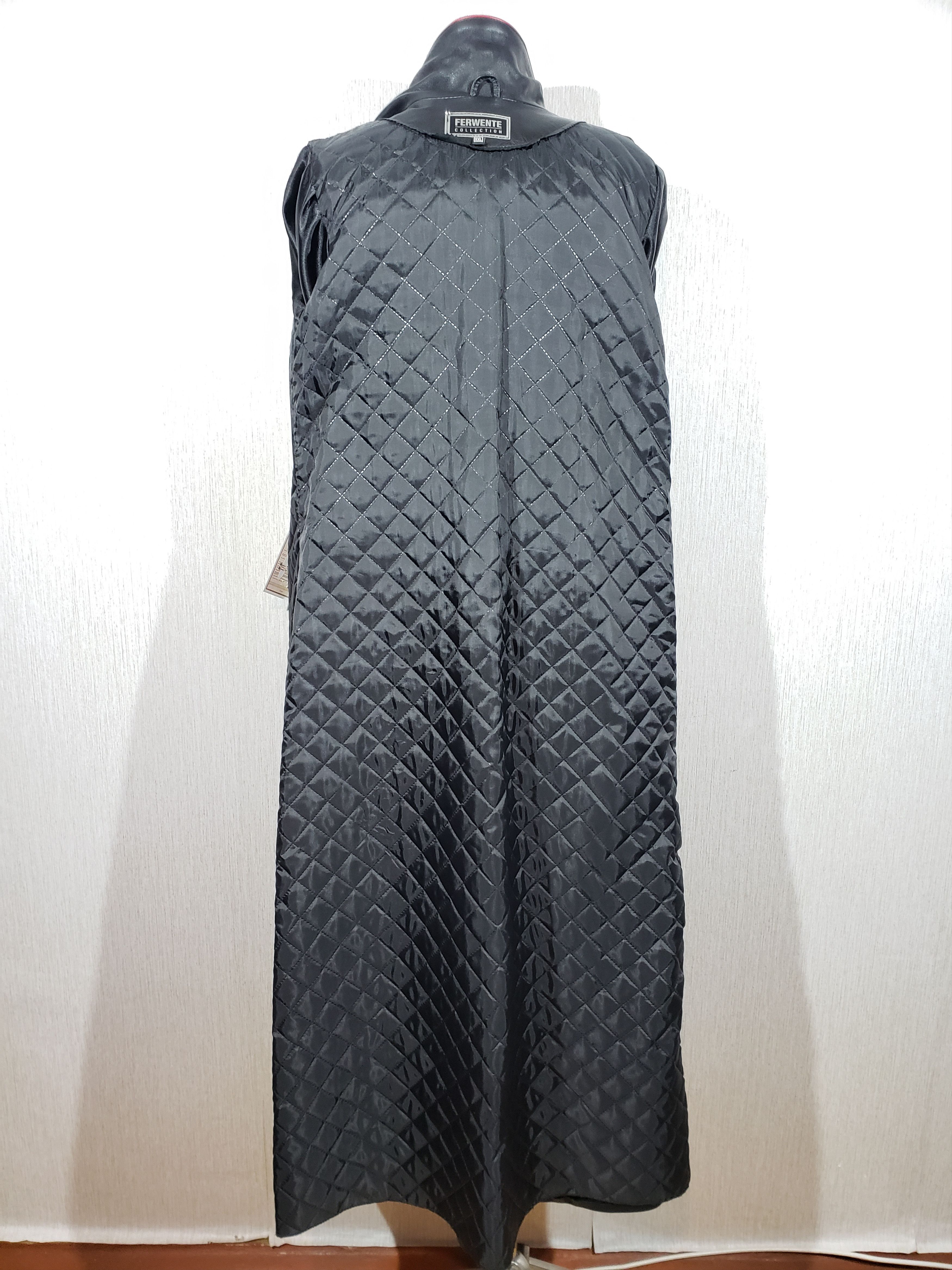 Other Elegant women's raincoat of black color made of leather. Size XL / US 12-14 / IT 48-50 - 8 Thumbnail