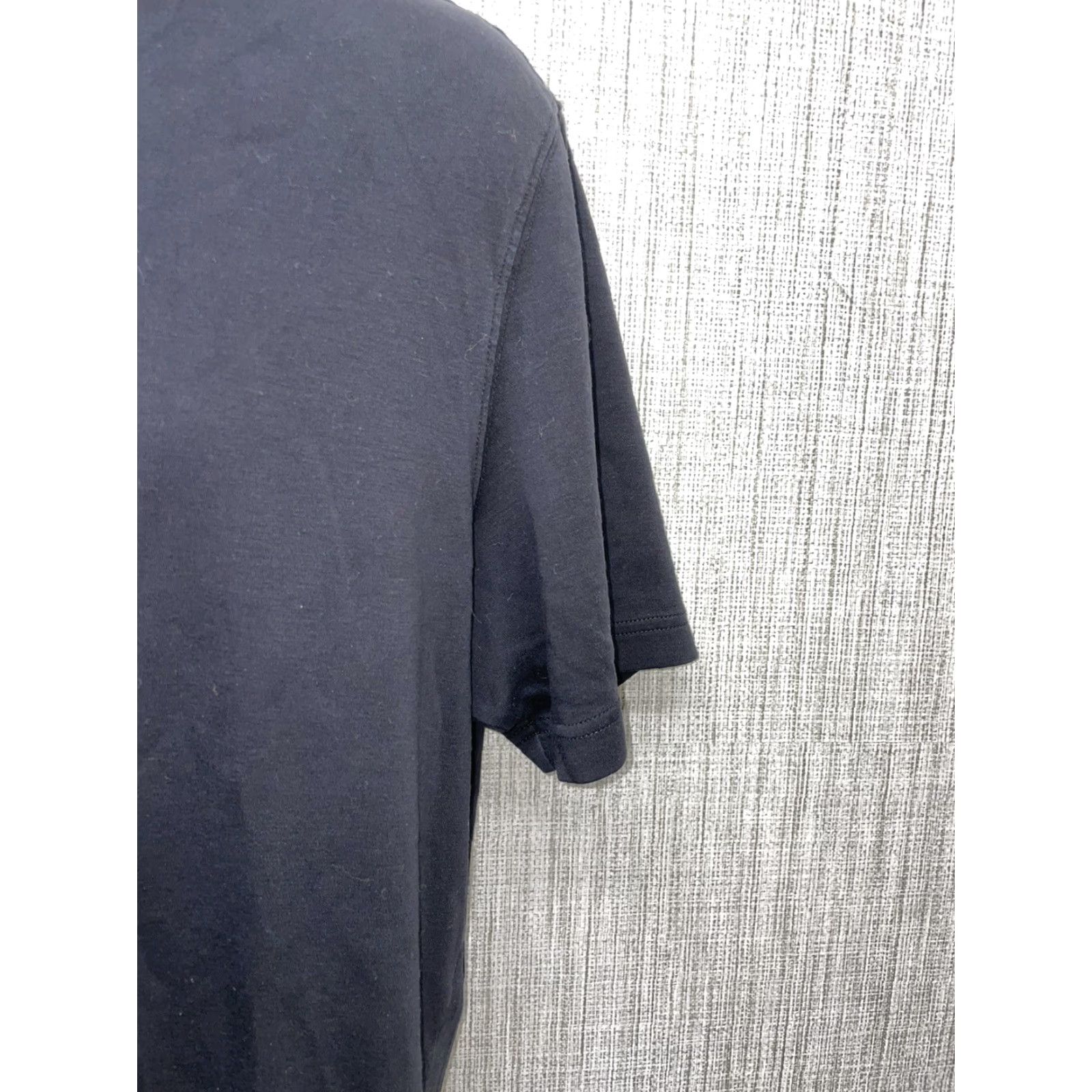 Vintage Tommy John T-Shirt Mens M Black Cotton Blend Size US M / EU 48-50 / 2 - 3 Thumbnail