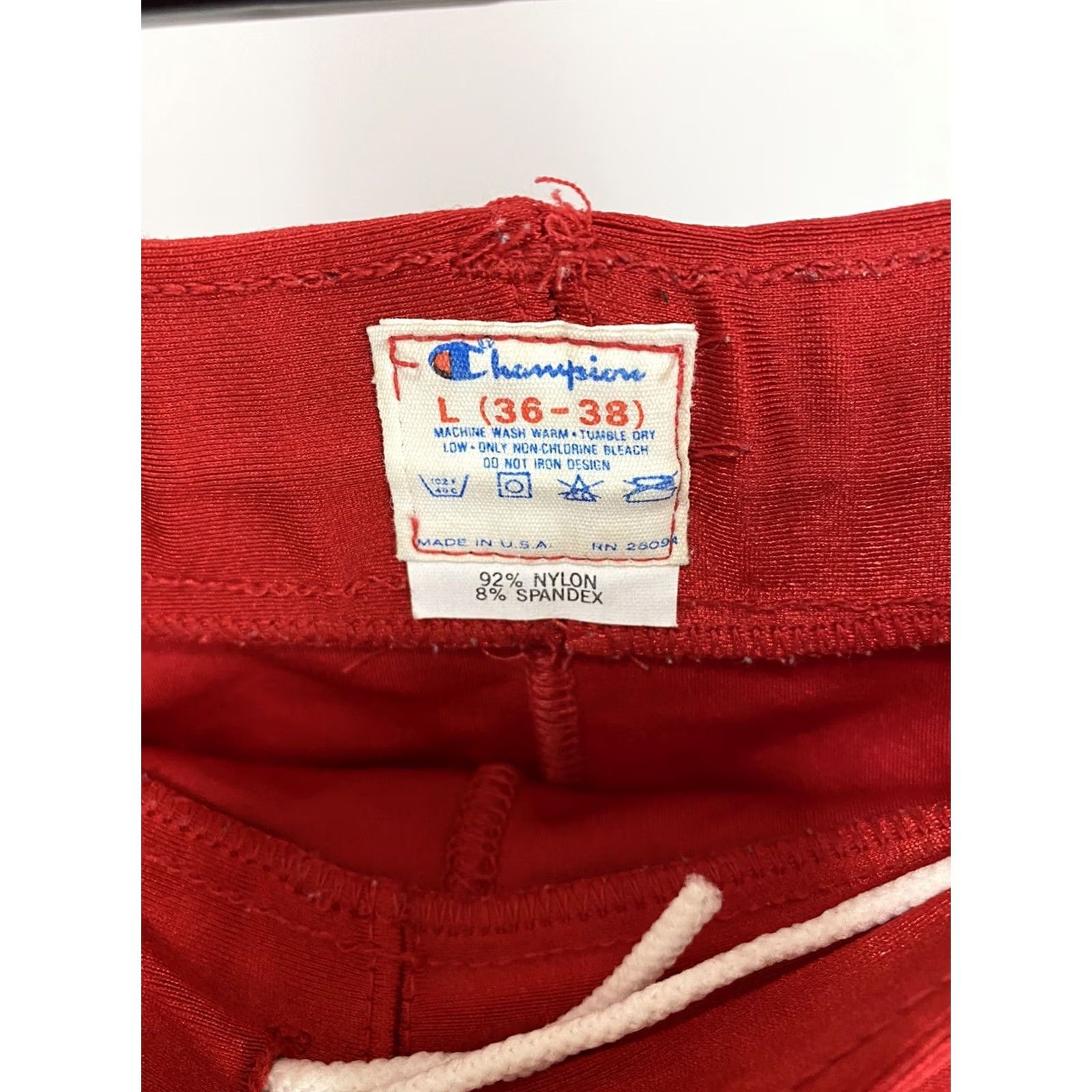 Champion VINTAGE Champion Women's Nylon Spandex Blend Red Bike Shorts L USA RARE Size 36" / US 14 / IT 50 - 2 Thumbnail