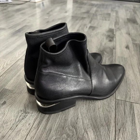 Alexander Wang Alexander Wang Black Leather Ankle Chelsea Boots Size US 9 / IT 39 - 4 Thumbnail