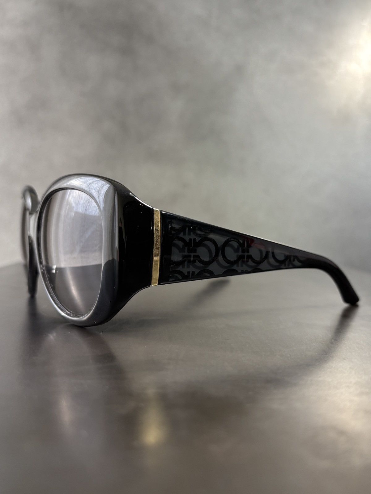 Salvatore Ferragamo 2000s Salvatore Ferragamo Sunglasses SF721S Monogram Vintage Size ONE SIZE - 11 Thumbnail
