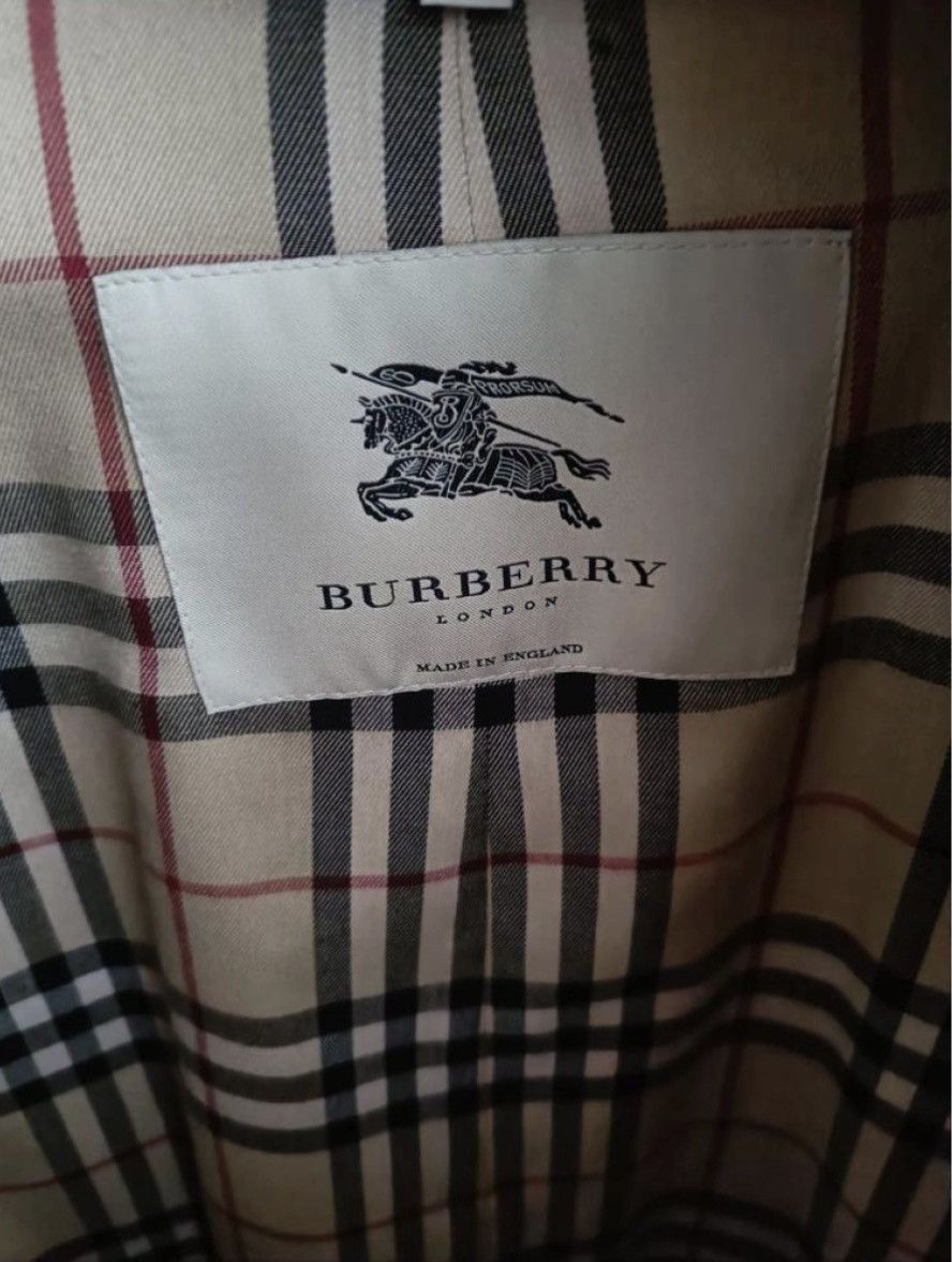 Burberry Burberry’s Trench coat Size US M / EU 48-50 / 2 - 3 Thumbnail