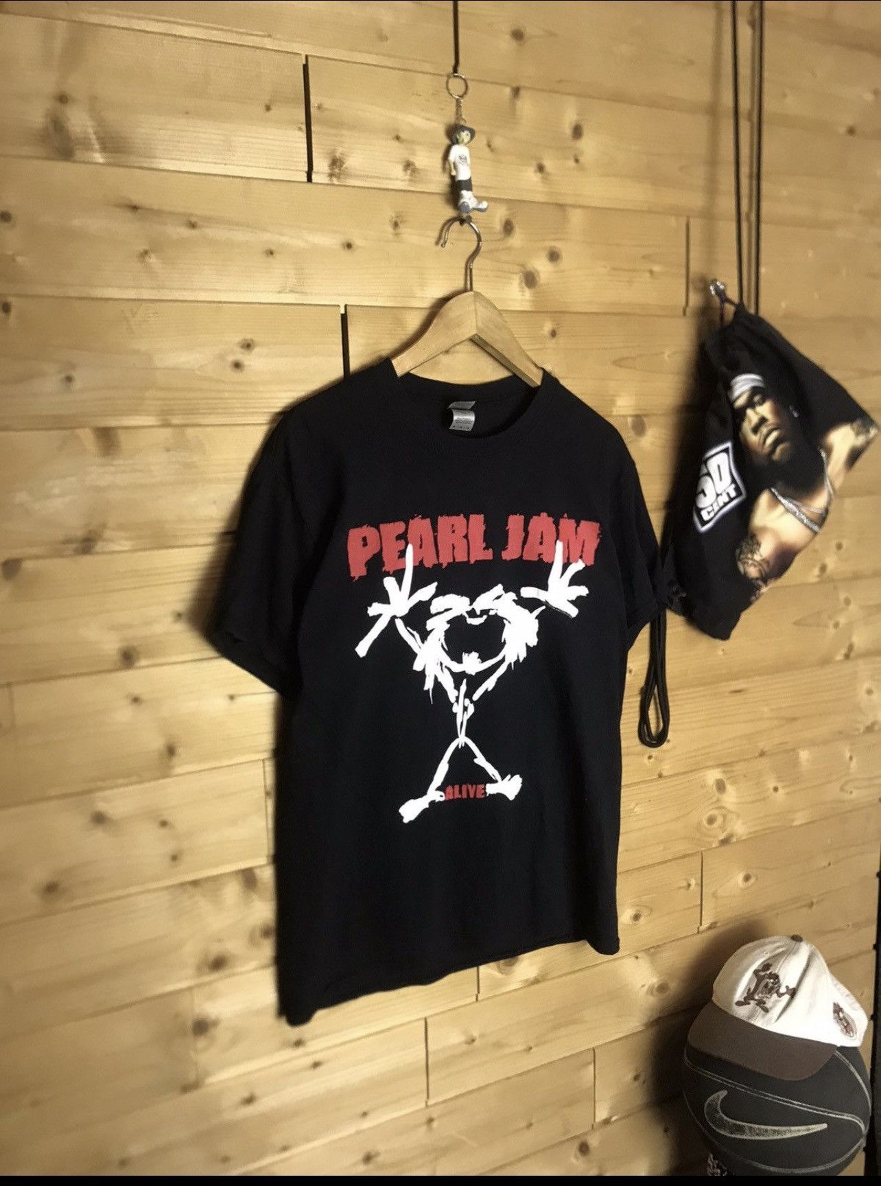 Band Tees Pearl Jam alive t shirt Size US M / EU 48-50 / 2 - 1 Thumbnail