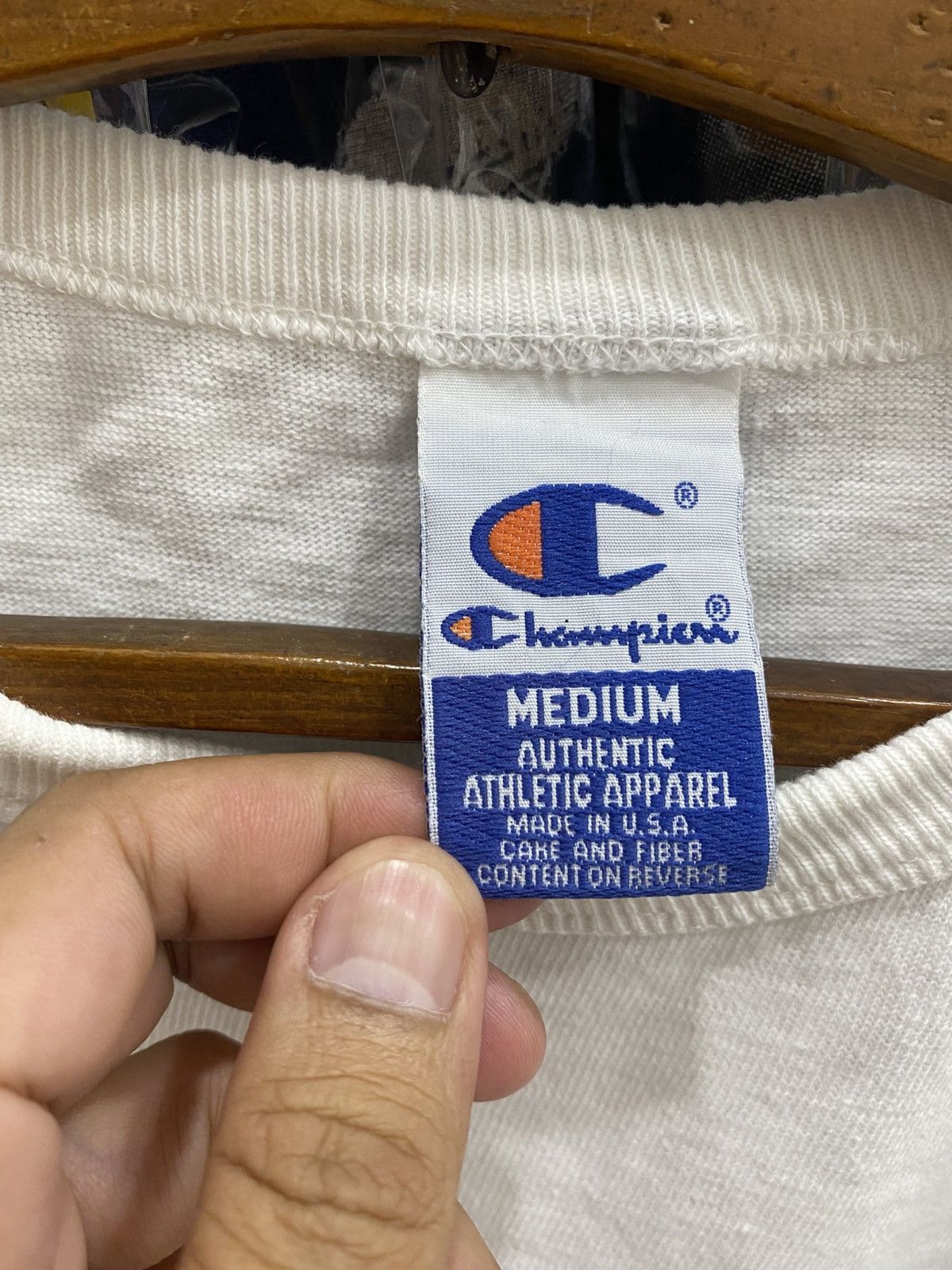 Champion VINTAGE CHAMPION CROP TOP TSHIRT Size US M / EU 48-50 / 2 - 7 Thumbnail