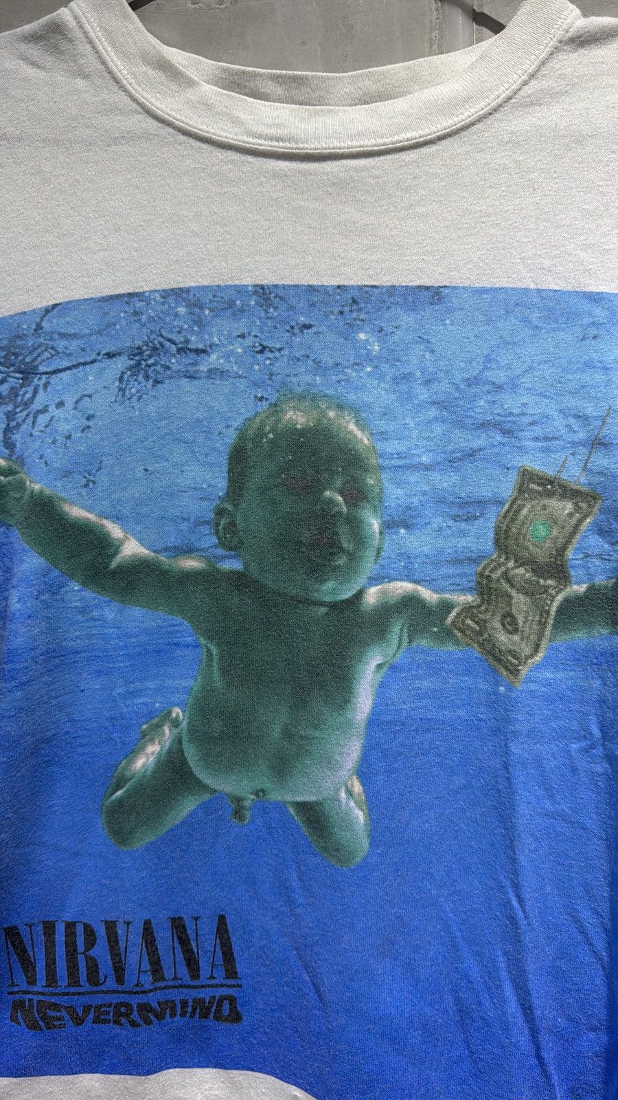 Vintage Vintage 2002 nirvana nevermind tshirt Size US S / EU 44-46 / 1 - 9 Thumbnail