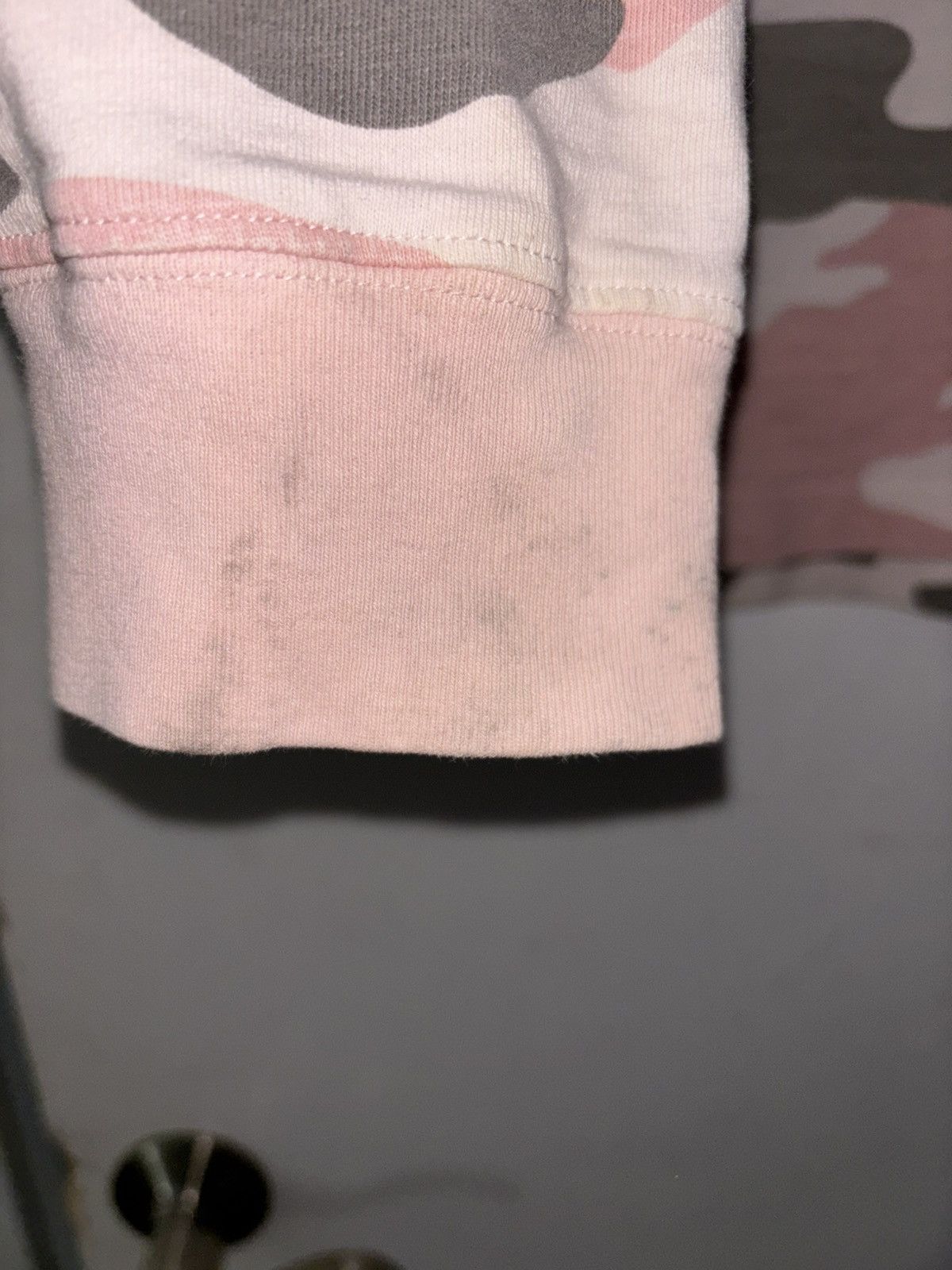 Supreme Supreme stacked logo Size US L / EU 52-54 / 3 - 7 Thumbnail