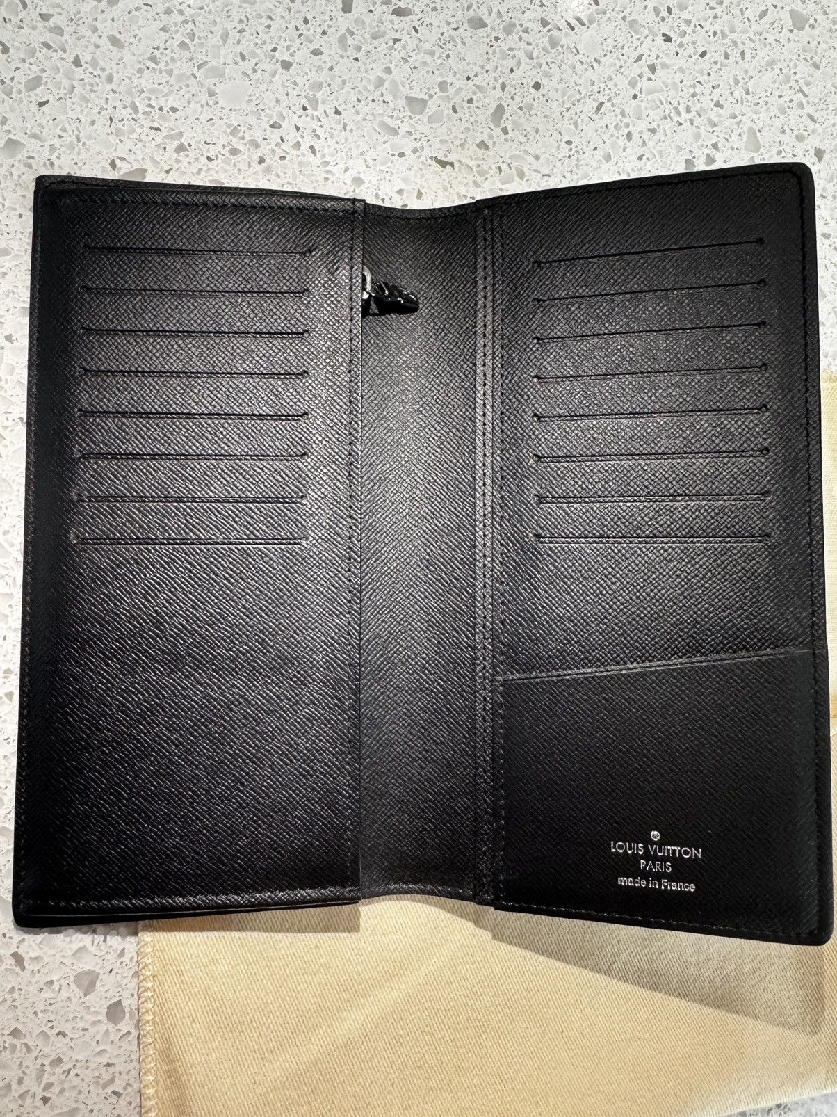 Louis Vuitton Louis Vuitton Brazza Wallet in Monogram Eclipse Size ONE SIZE - 4 Thumbnail