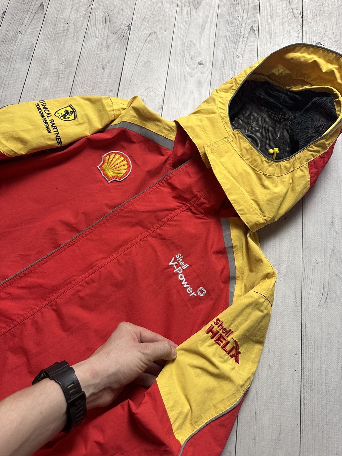Ferrari × Vintage Vintage Ferrari racing jacket size S unisex logo shell Size US S / EU 44-46 / 1 - 3 Thumbnail