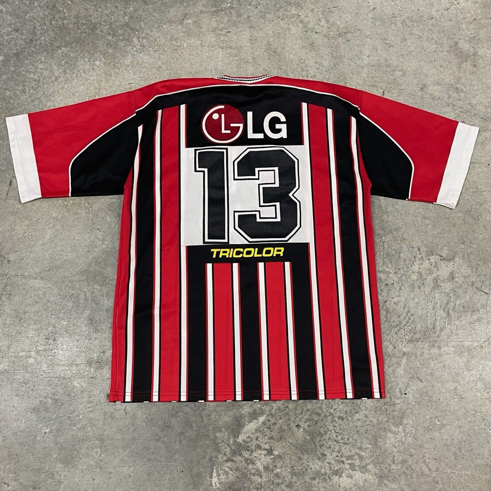 Vintage Vintage 90s Sao Paulo Football Club Soccer Jersey Size Large Size US L / EU 52-54 / 3 - 5 Thumbnail