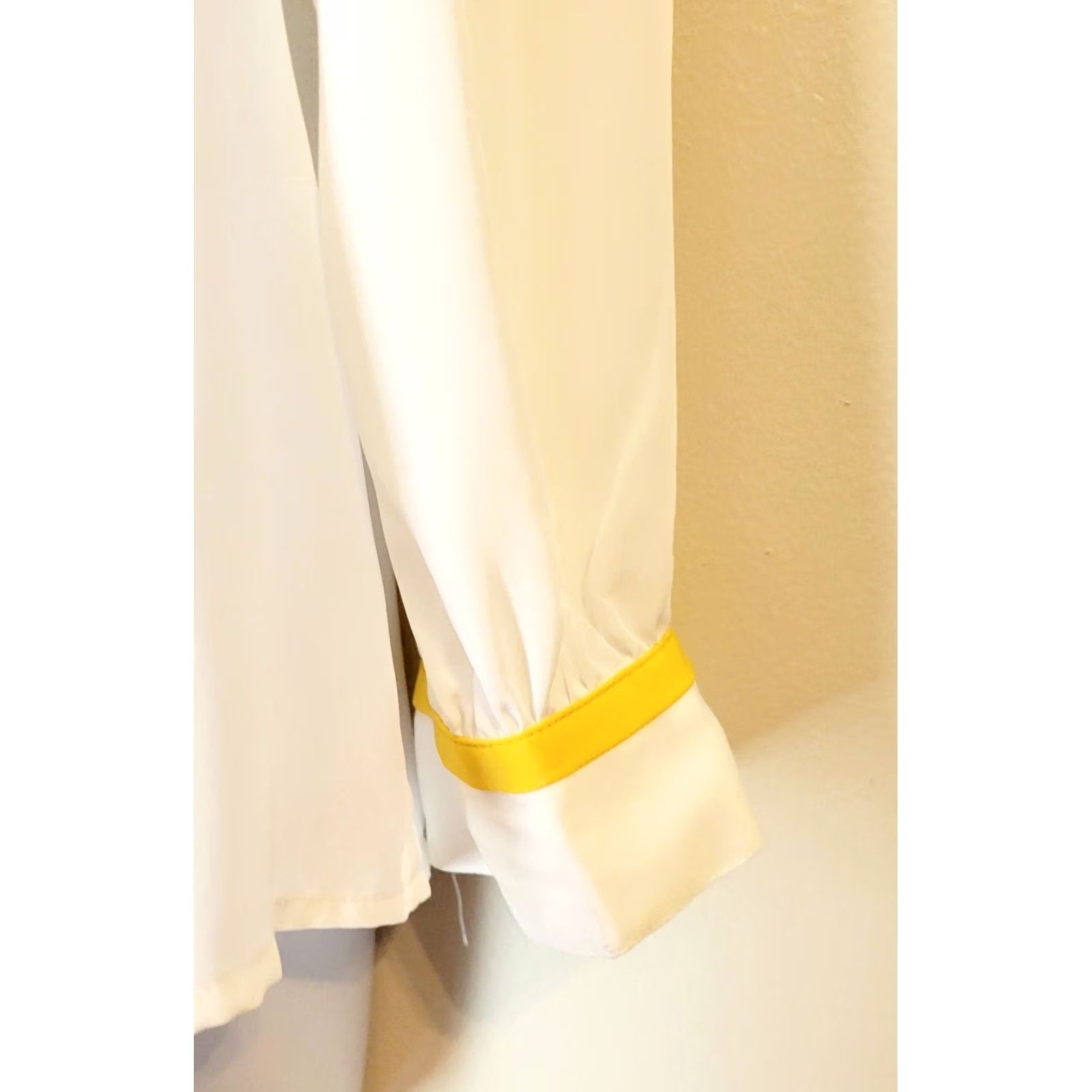 Vintage VINTAGE Haberdashery Collection Blouse 16W Gold Trim Collared Long Sleeve Polyester Women's Plus White Shirt Size XXL / US 16-18 / IT 52-54 - 3 Thumbnail