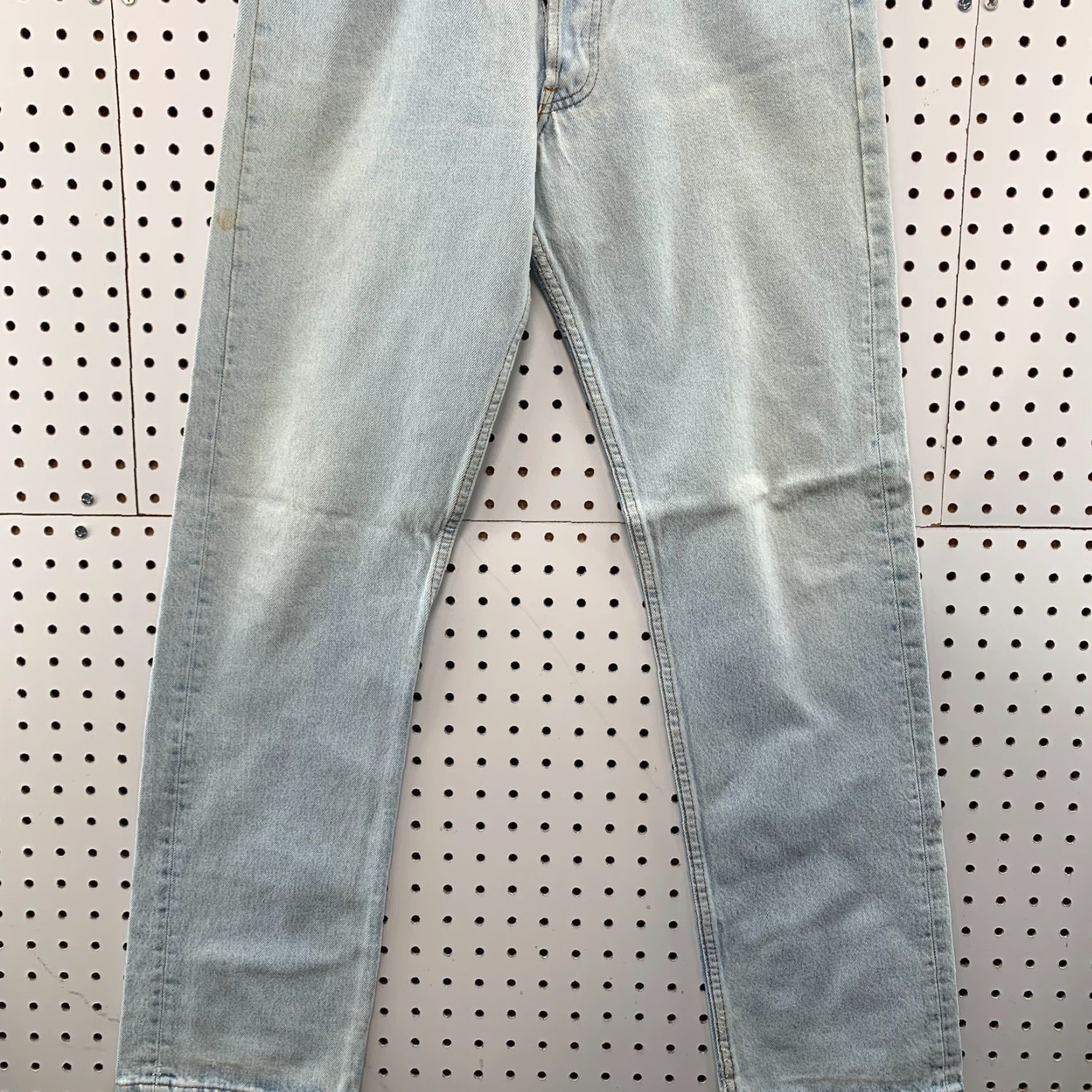 Levi's VINTAGE Levi's 501 Blue Denim Jeans Distressed Straight Fit 29x30 USA Mens Size US 29 - 5 Thumbnail