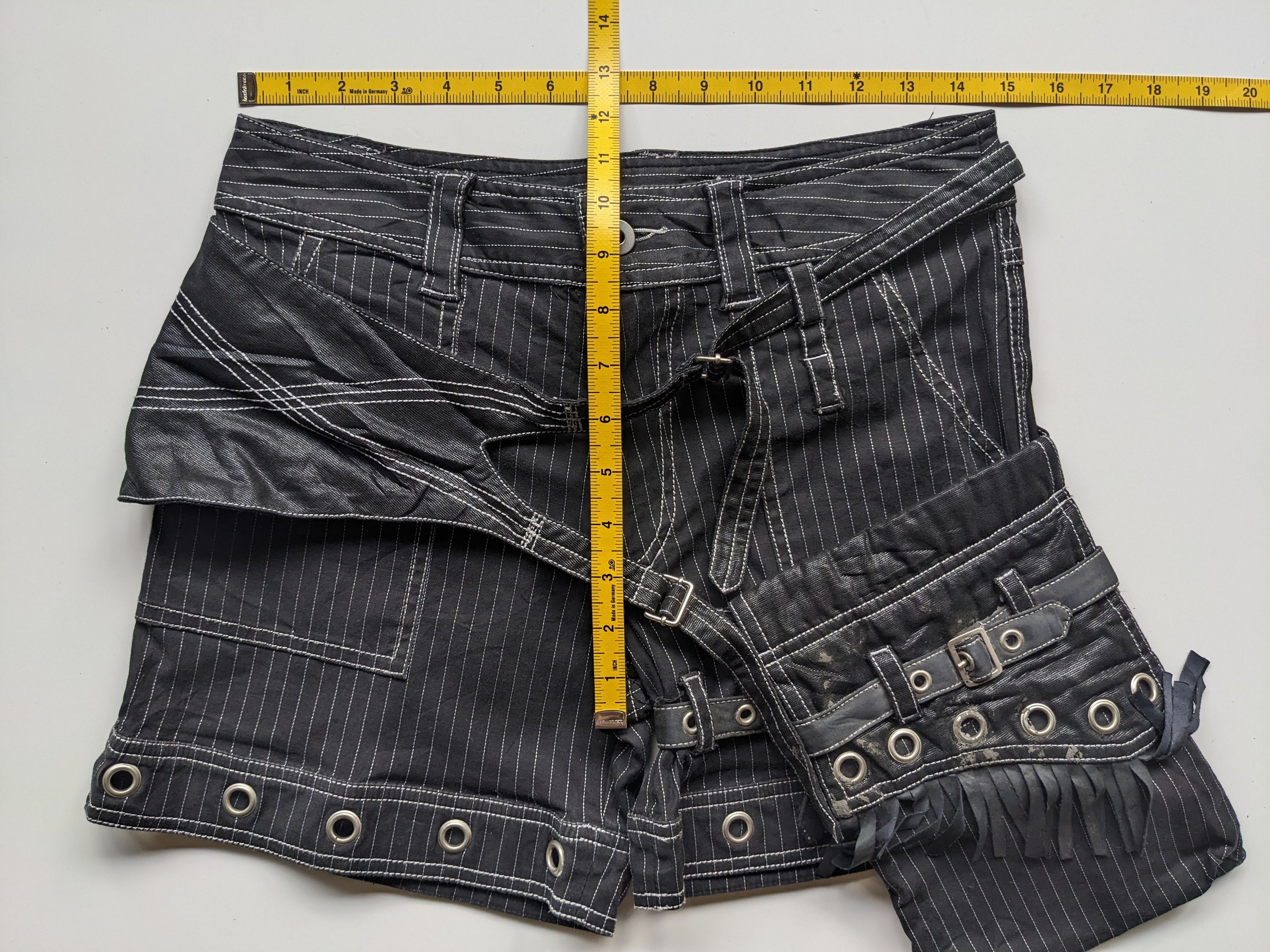 Japanese Brand Algonquins seditionaries bondages shortpant Size US 29 - 8 Thumbnail