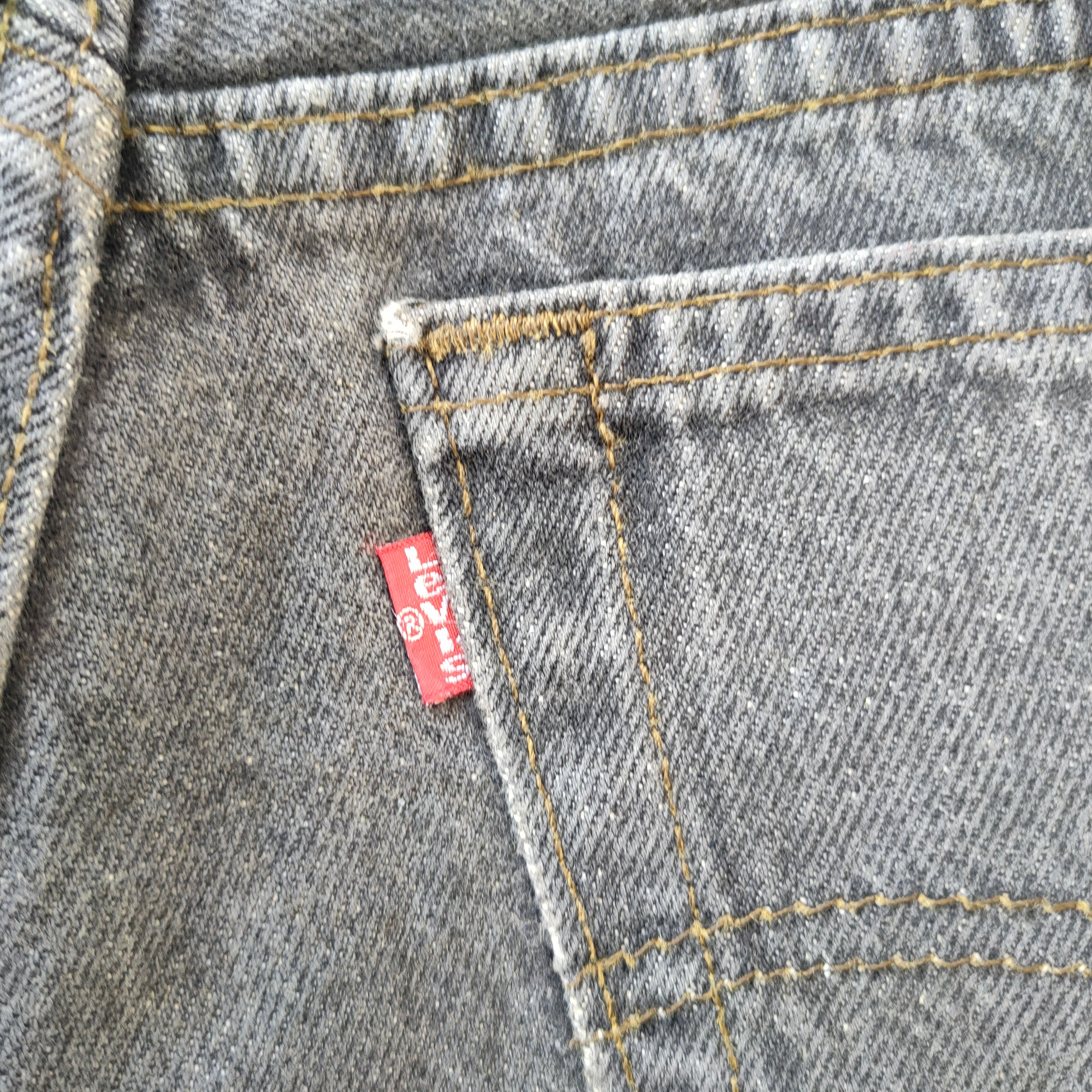 Levi's Vintage Clothing LEVI'S 501 usa VINTAGE 93'BLACK BUTTONFLY JEANS DENIM PANTS Size US 30 / EU 46 - 12 Thumbnail