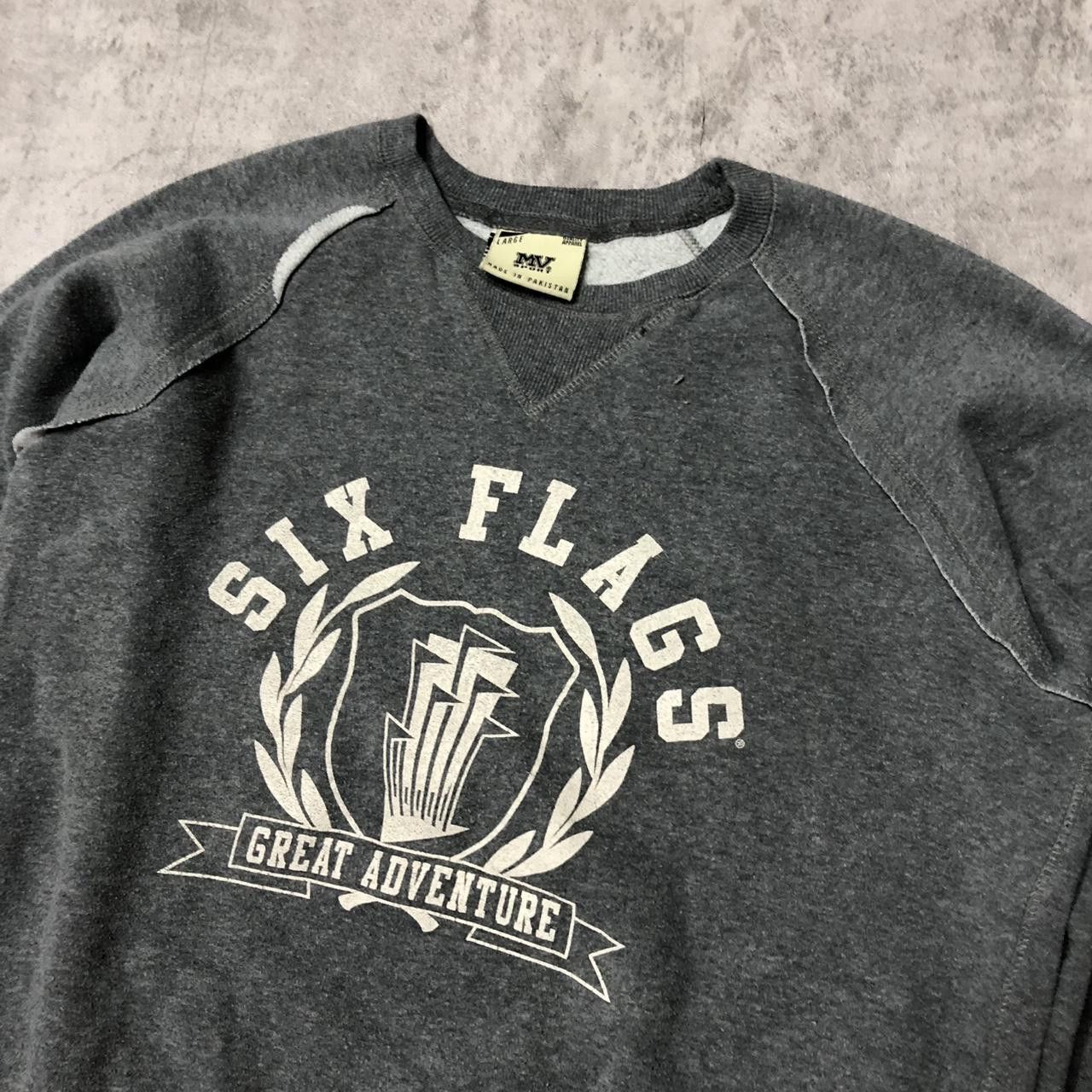 Other Grey vintage 90s crewneck sweatshirt with distressed details Size US L / EU 52-54 / 3 - 2 Thumbnail