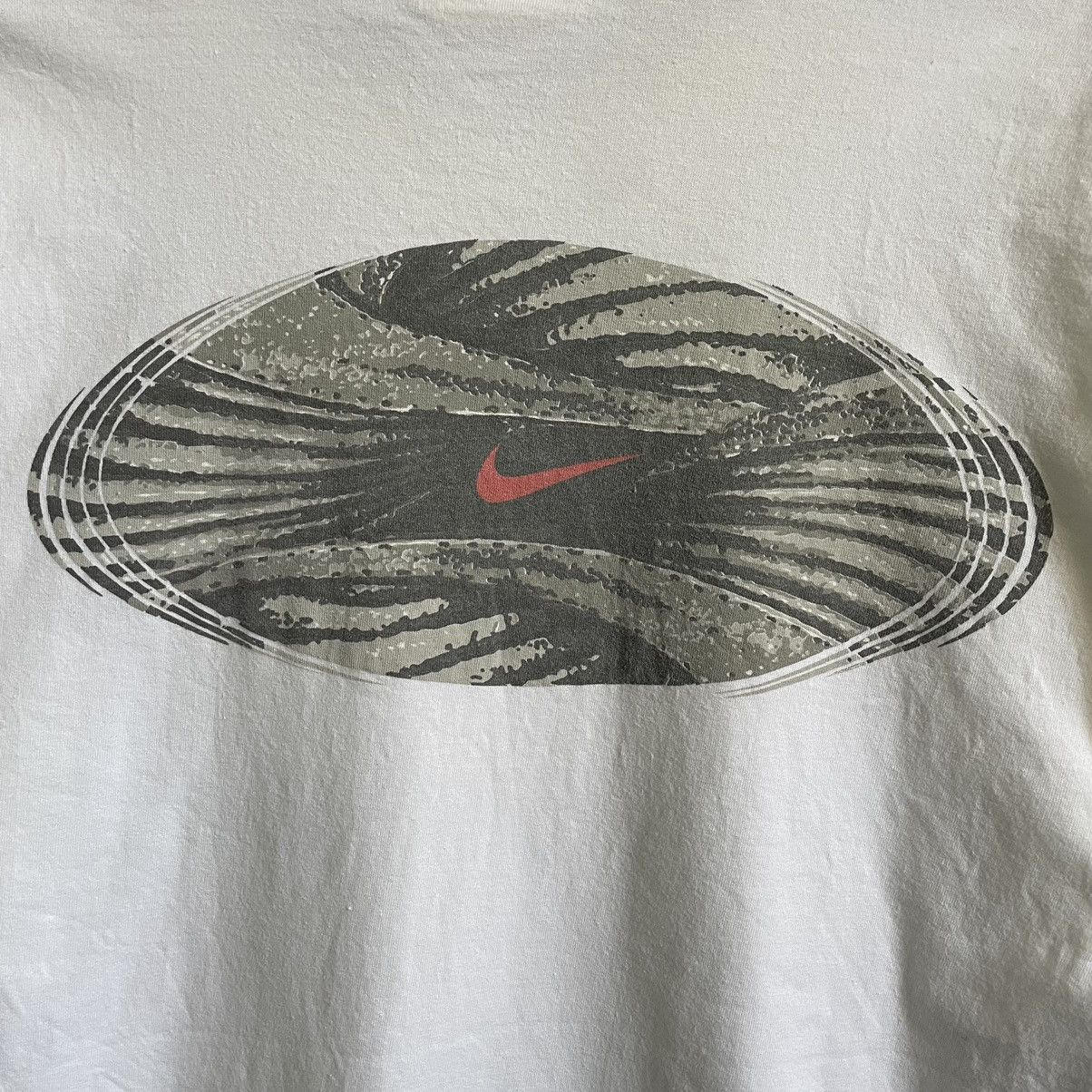 Nike × Vintage Vintage 90’s Nike TL Tailwind Tshirt Size US L / EU 52-54 / 3 - 4 Thumbnail