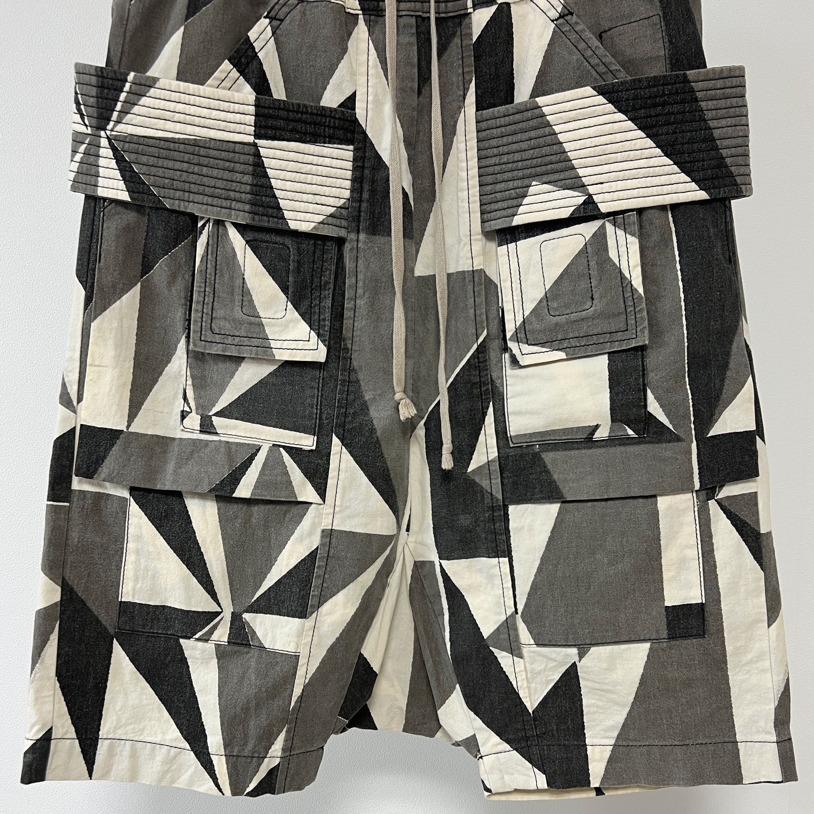 Rick Owens Rick Owens SS13 DRKSHDW Cargo Pod Shorts Geometric Camo Size US 30 / EU 46 - 4 Thumbnail