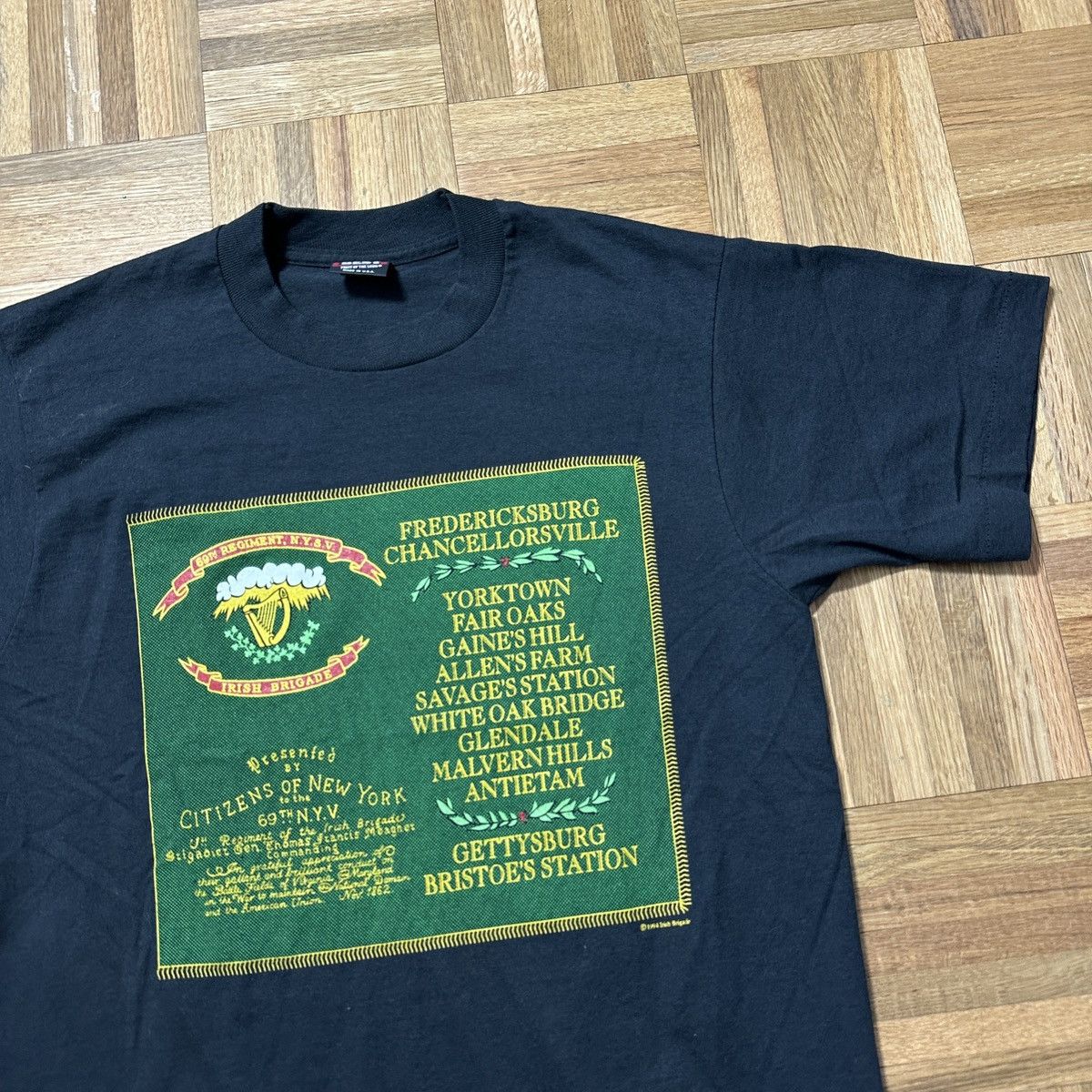 Fruit Of The Loom Vintage Irish Brigade tee Size US M / EU 48-50 / 2 - 3 Thumbnail