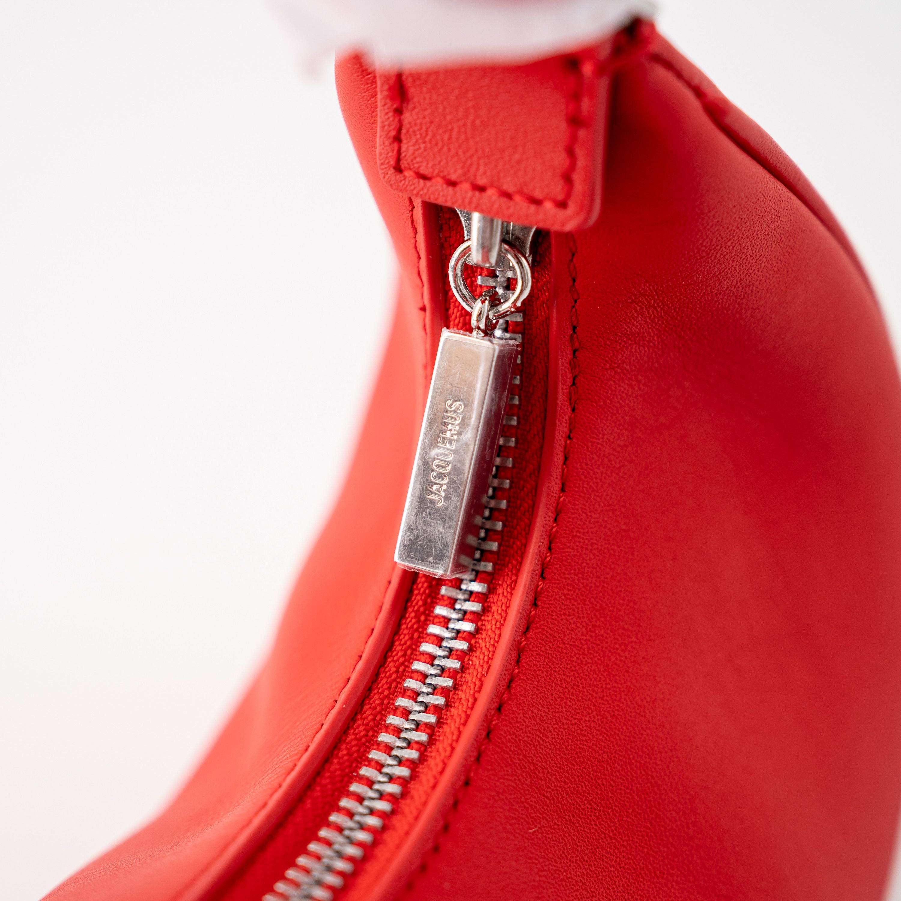 Jacquemus × Nike Jacquemus Nike Le Sac Swoosh Shoulder Bag Red Leather Size ONE SIZE - 3 Thumbnail