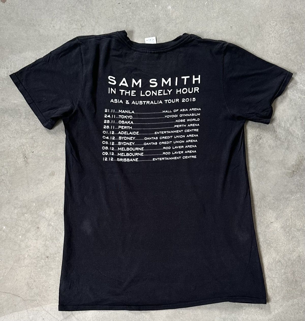 Gildan VINTAGE SAM SMITH TOUR TEE Size US M / EU 48-50 / 2 - 5 Thumbnail