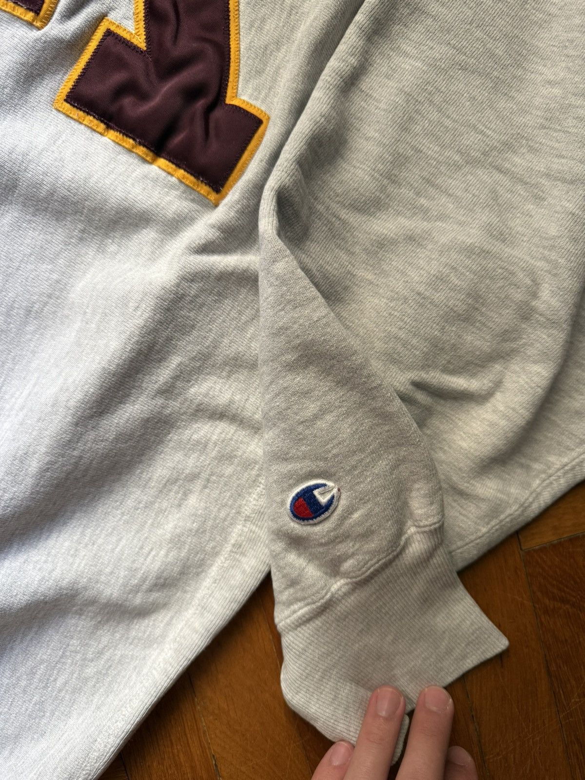 Champion Vintage 90s Minnesota Champion Reverse Weave Crewneck Size US L / EU 52-54 / 3 - 3 Thumbnail