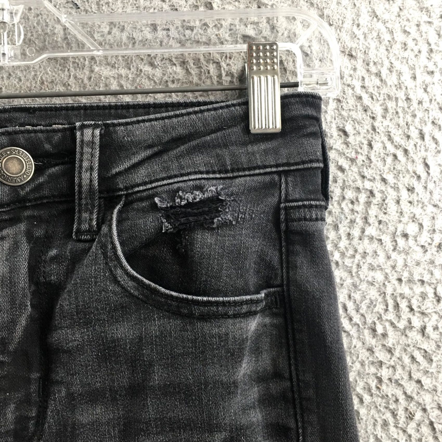American Eagle Outfitters American Eagle Jeans Jegging Womens 2R Black Denim Distressed actual 27x25.5 Size 26" / US 2 / IT 38 - 4 Thumbnail