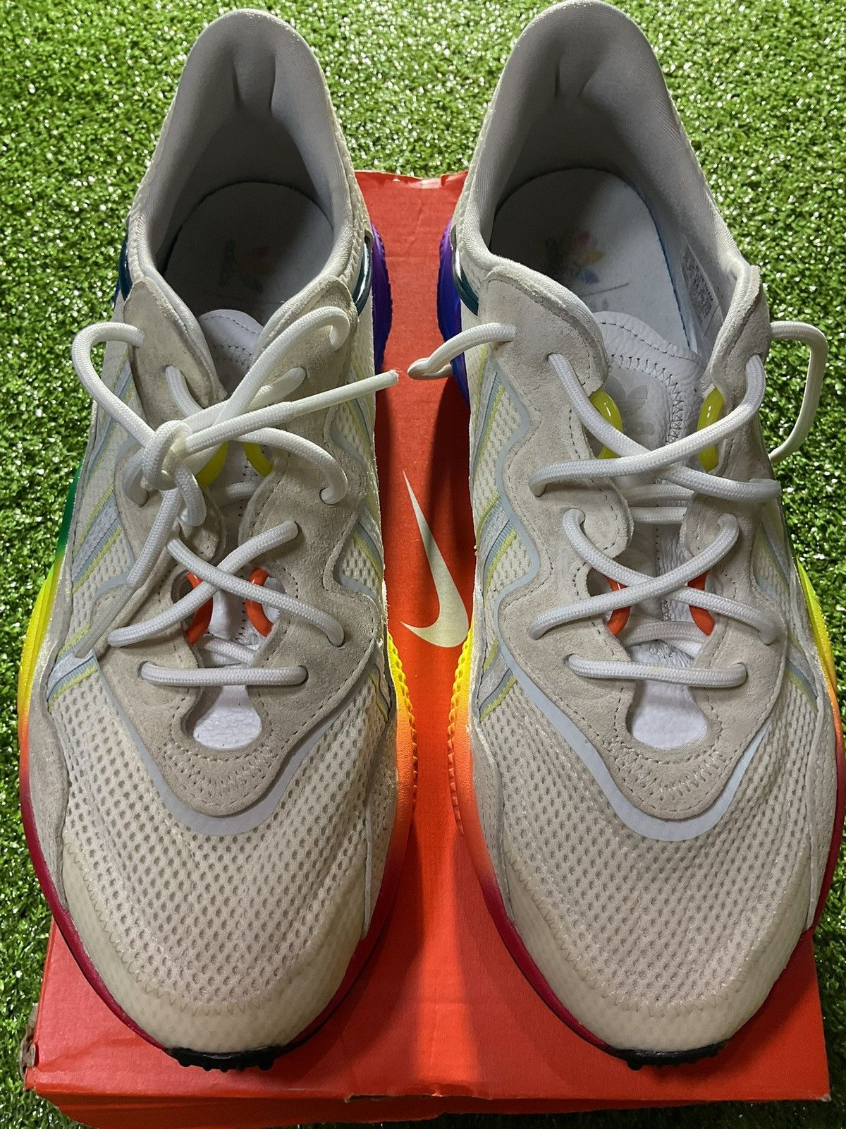 Adidas Adidas Ozweego Rainbow Trainers Size US 10 / EU 43 - 9 Thumbnail