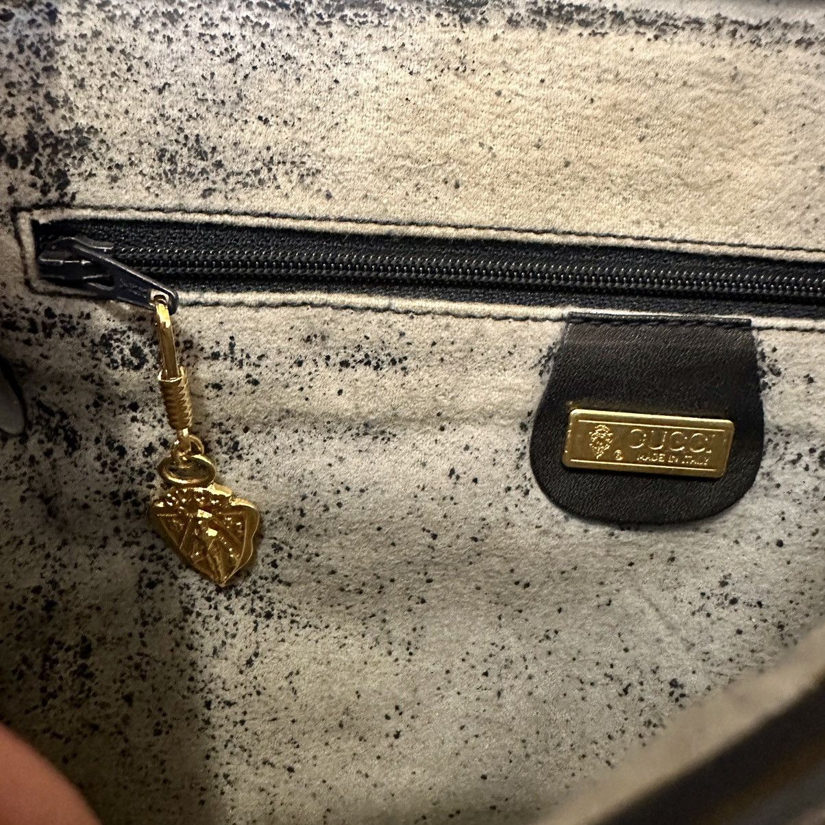 Gucci Navy Monogram Leather Crossbody Size ONE SIZE - 7 Thumbnail