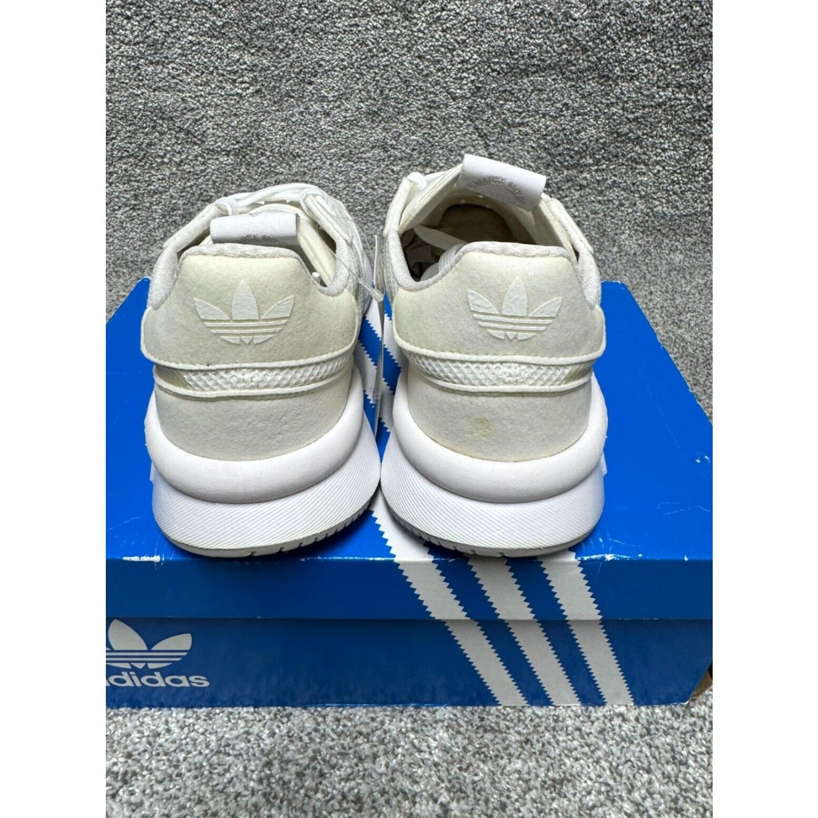 Adidas Adidas Originals Retroset Sneakers Mens 6 Athletic Casual Walking 80s Retro White Lace Up Low Top Rubber Sole Mens Shoes Size US 6 / EU 39 - 3 Thumbnail