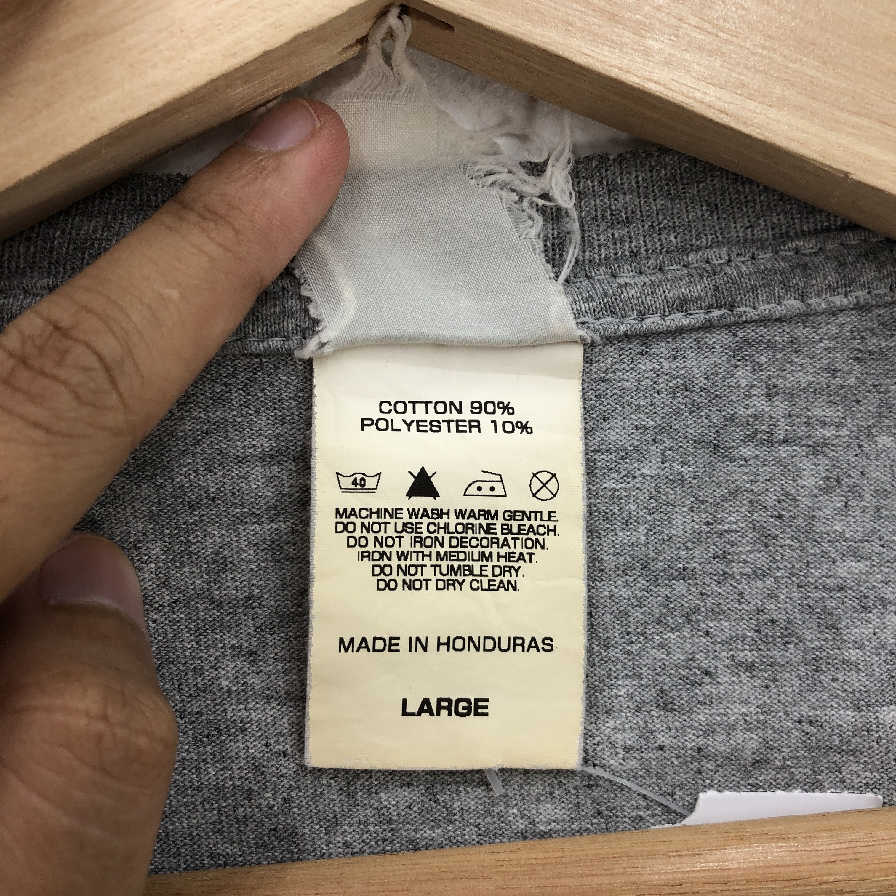 Keith Haring Vintage Y2K Keith Haring T Shirt Fuck Pop Arts Doodle Tees Size US M / EU 48-50 / 2 - 3 Thumbnail