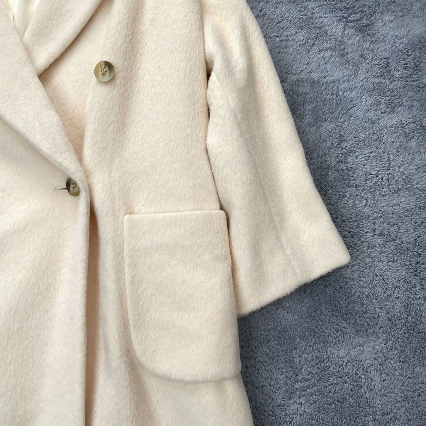 Neiman Marcus VINTAGE Neiman Marcus Coat Womens 12 White Cashmere Cream Trench Jacket Regency Jacket Coat Dresswear Regular Womens Size XL / US 12-14 / IT 48-50 - 3 Thumbnail