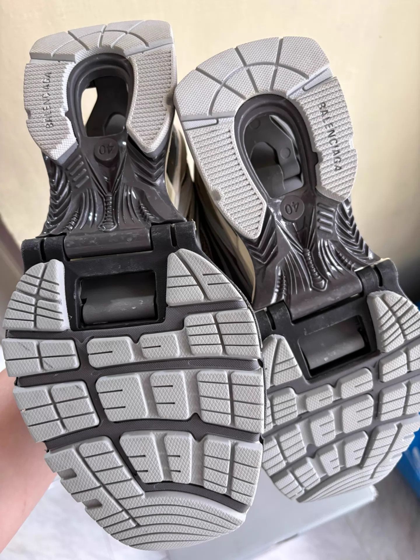 Balenciaga Balenciaga X-Pander 40 Gray-Brown Size US 7 / EU 40 - 4 Thumbnail
