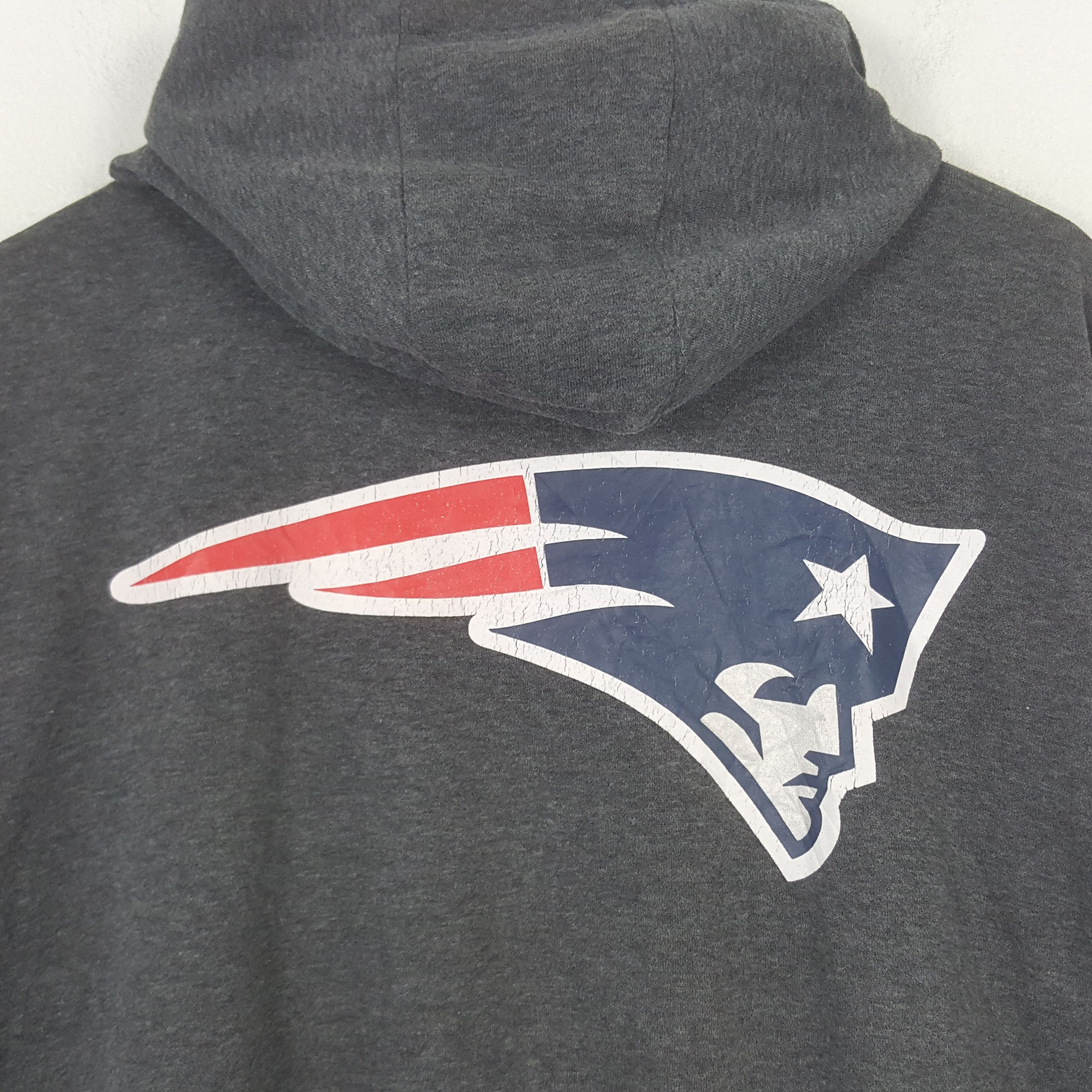 NFL × Vintage Vintage New England Patroits Reversible Sport Hoodies C288N2 Size US XL / EU 56 / 4 - 4 Thumbnail