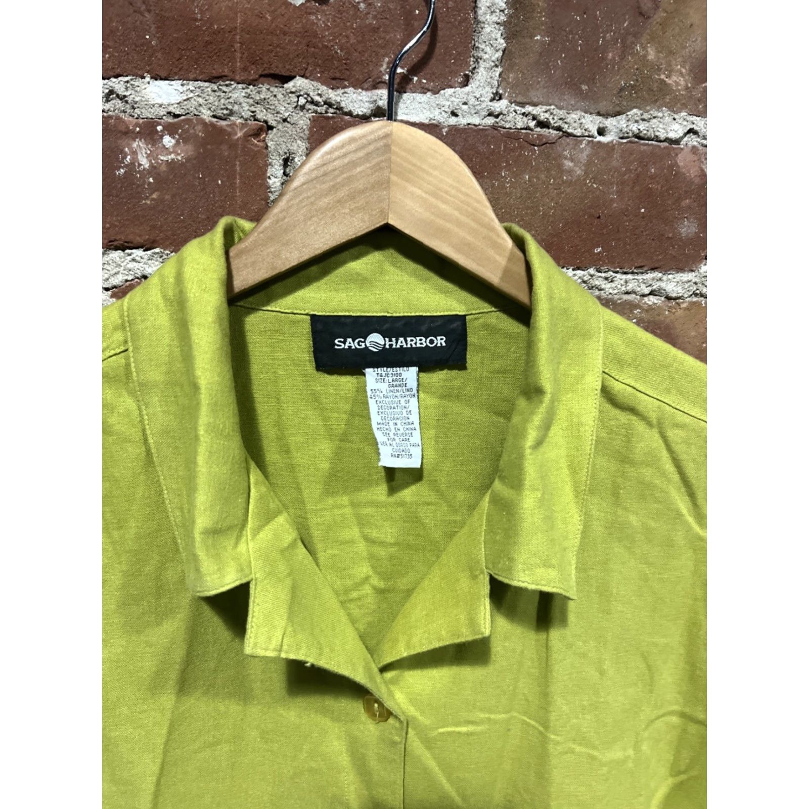Vintage Sag Harbor Shirt Womens Short Sleeve Button Front Linen Rayon Green Embroidered Blouse L Size L / US 10 / IT 46 - 2 Thumbnail