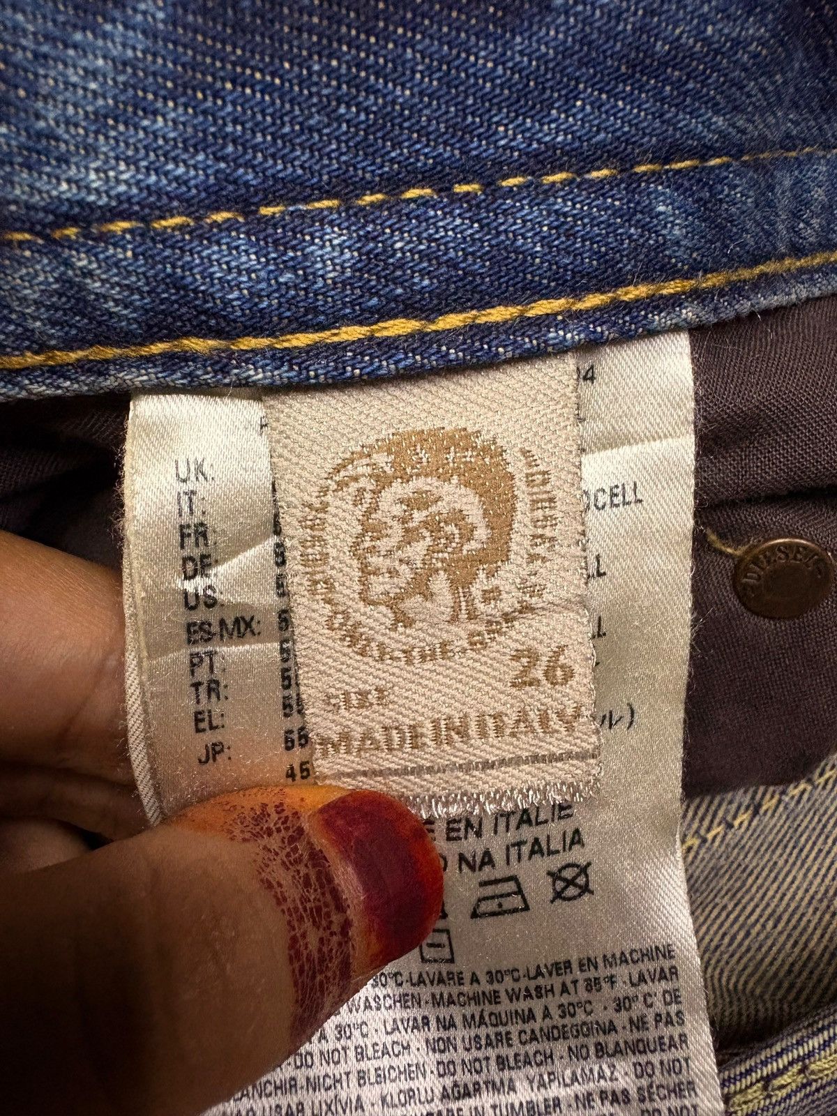Diesel Vintage Diesel Buster Button Fly Mud Wash Distressed Jeans Size US 29 - 10 Thumbnail