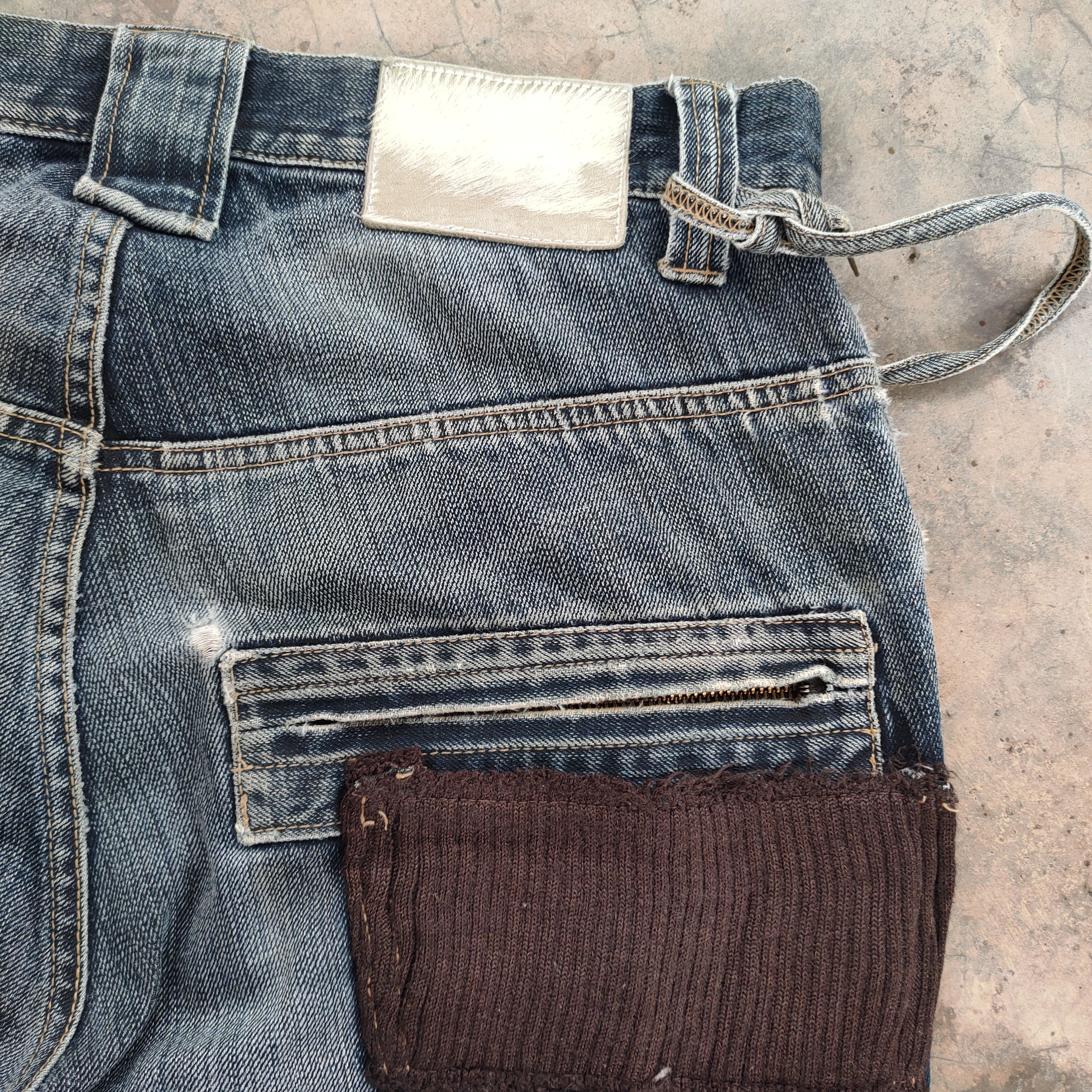 PPFM Vtg PPFM BONDAGE FADED RIPPED DENIM JEAN PANTS Size US 33 - 13 Thumbnail