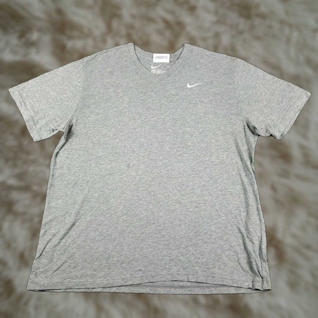 Nike Nike Shirt Mens XL Gray Swoosh Casual Short Sleeve Sports Size US XL / EU 56 / 4 - 1 Thumbnail